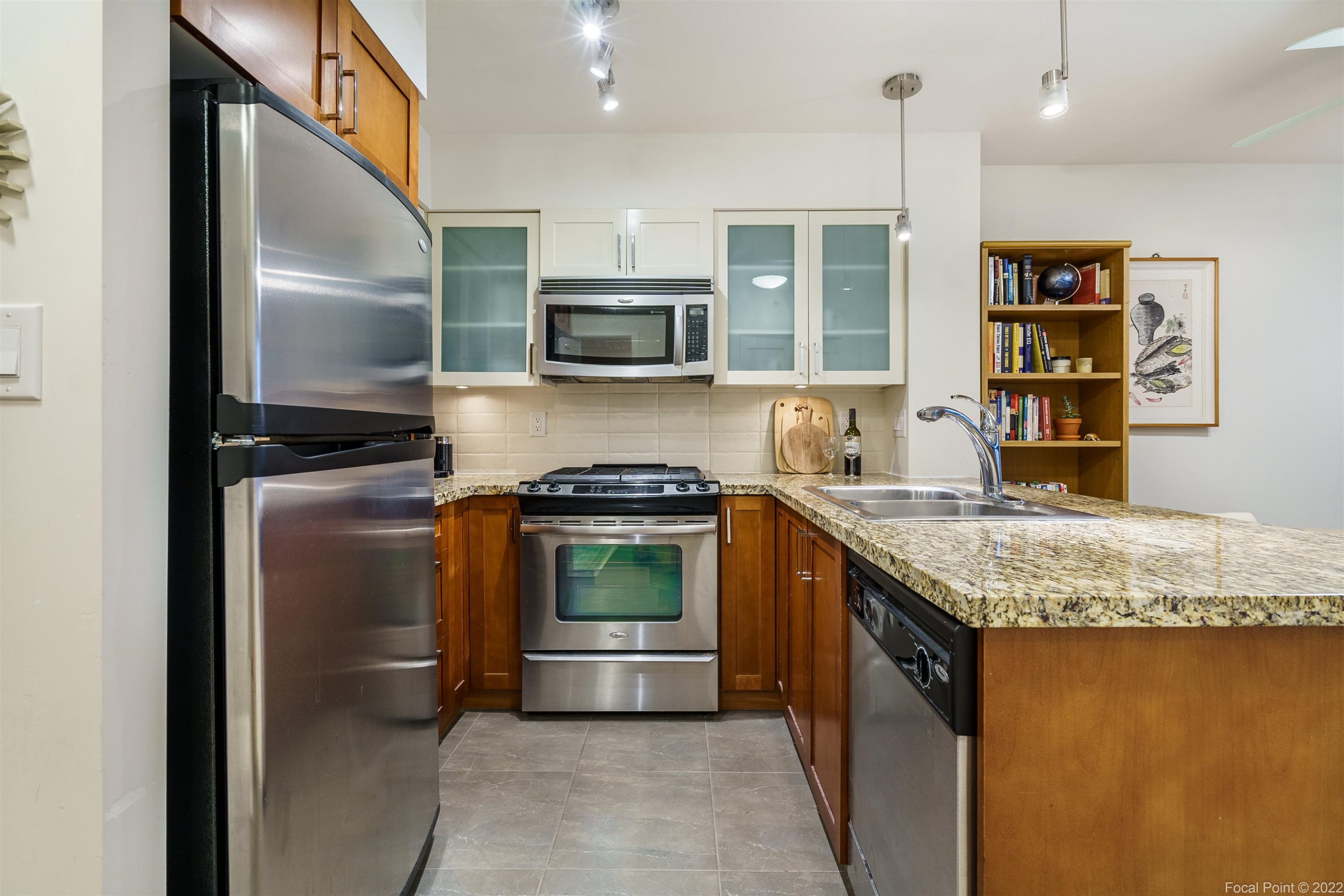 1102-1 Renaissance Square, New Westminster, BC