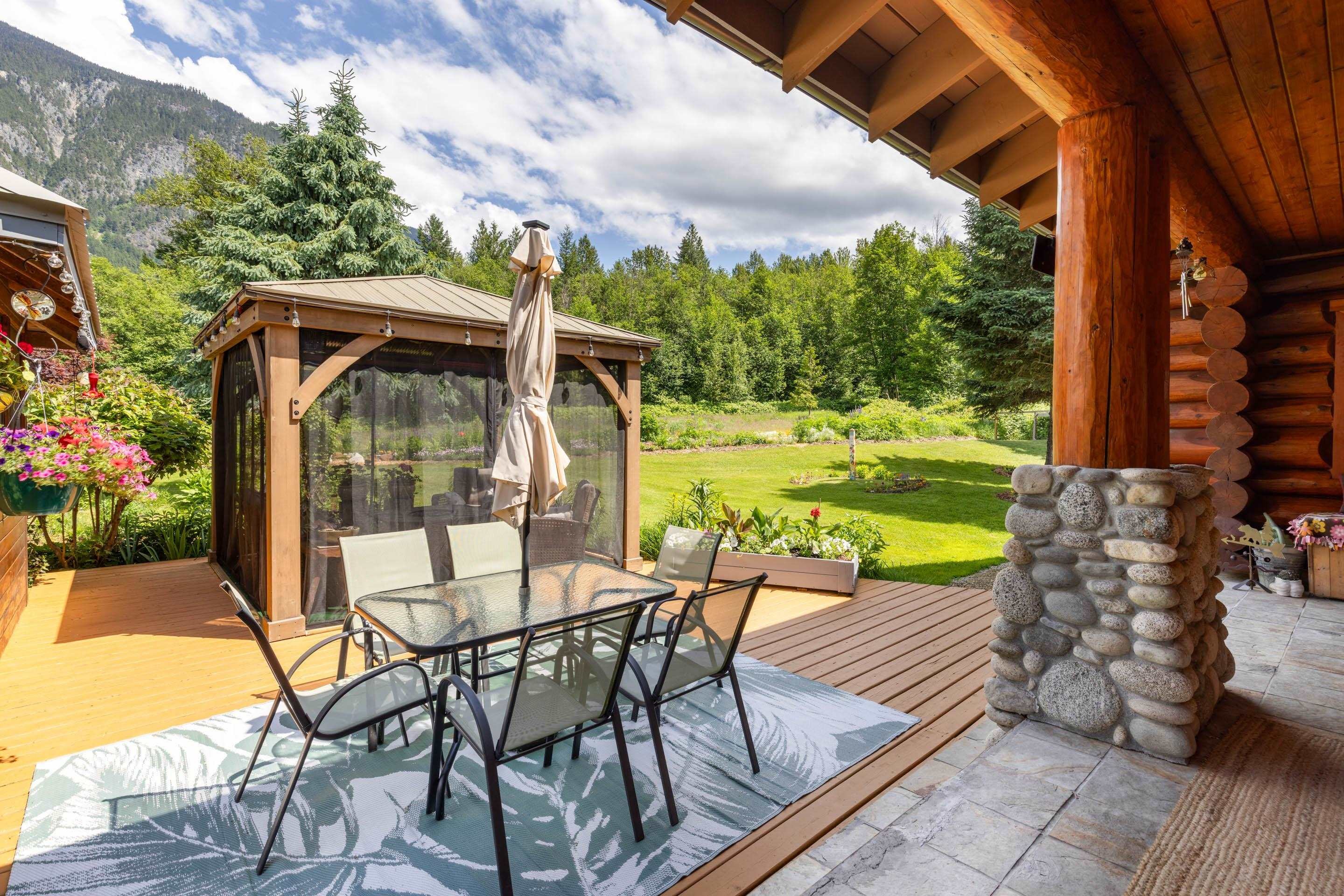 7744 Owl Ridge Road, Mount Currie, BC - Outdoor With Deck Patio Veranda
