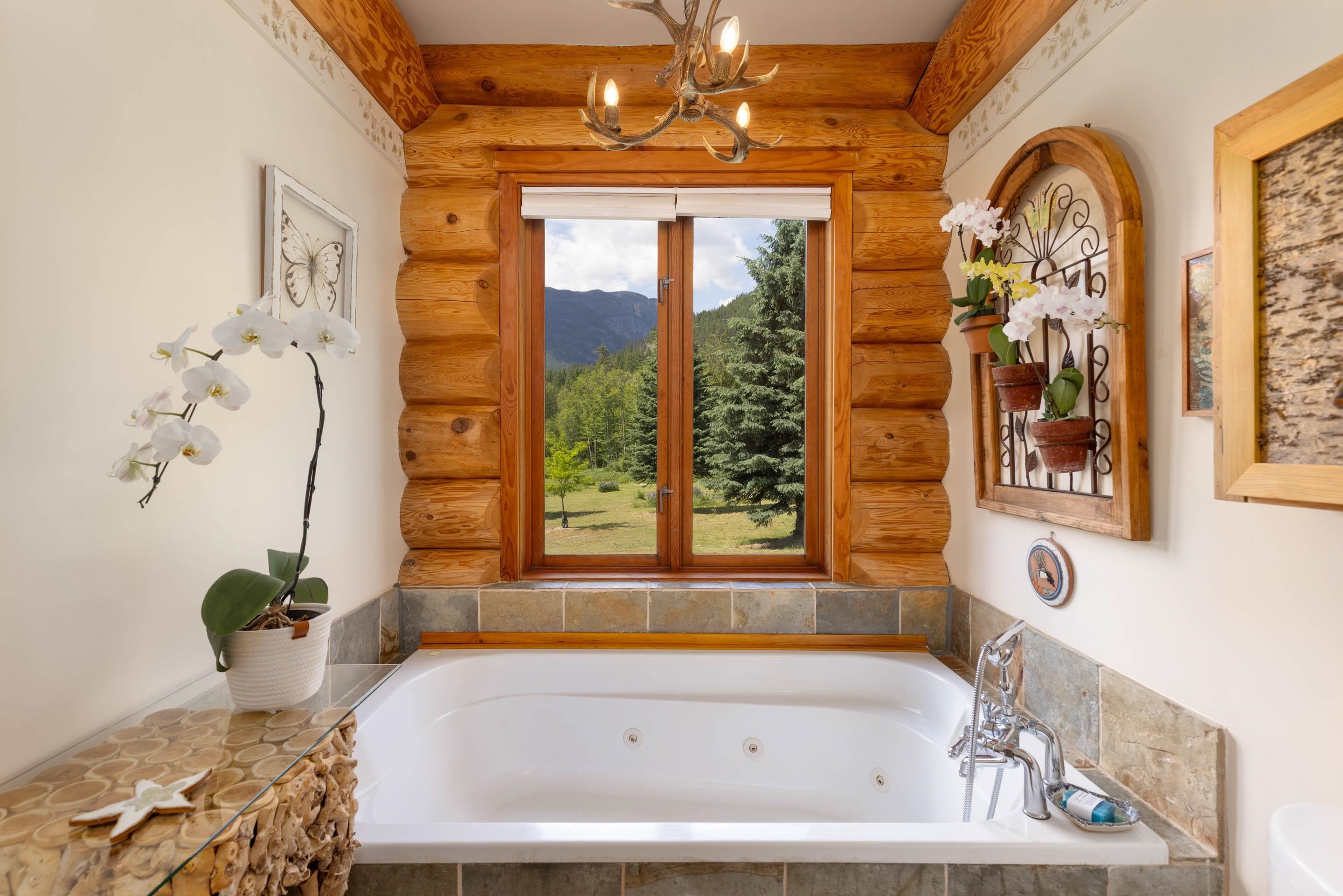 7744 Owl Ridge Road, Mount Currie, BC - Indoor Photo Showing Bathroom