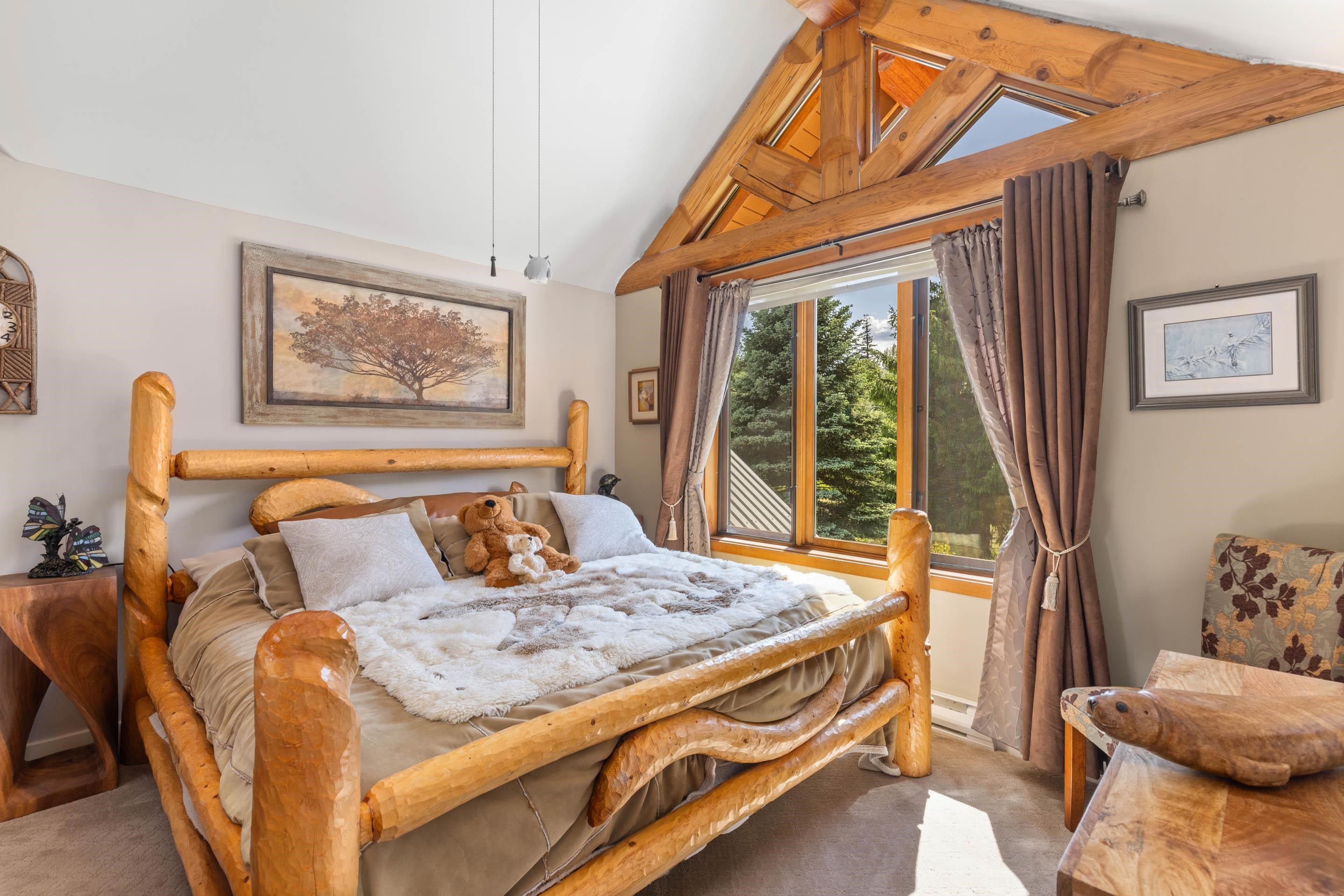 7744 Owl Ridge Road, Mount Currie, BC - Indoor Photo Showing Bedroom