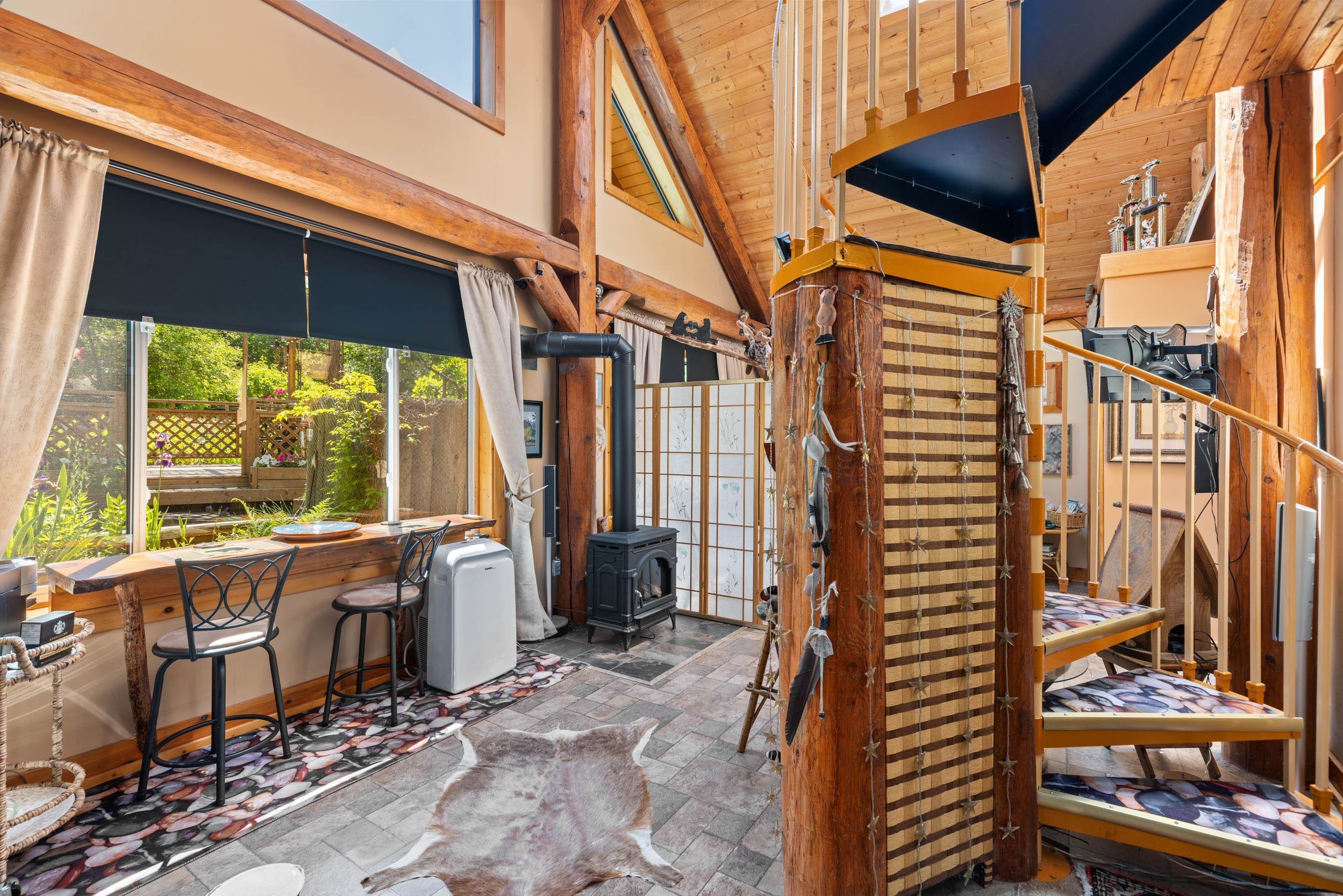 7744 Owl Ridge Road, Mount Currie, BC - Indoor Photo Showing Other Room