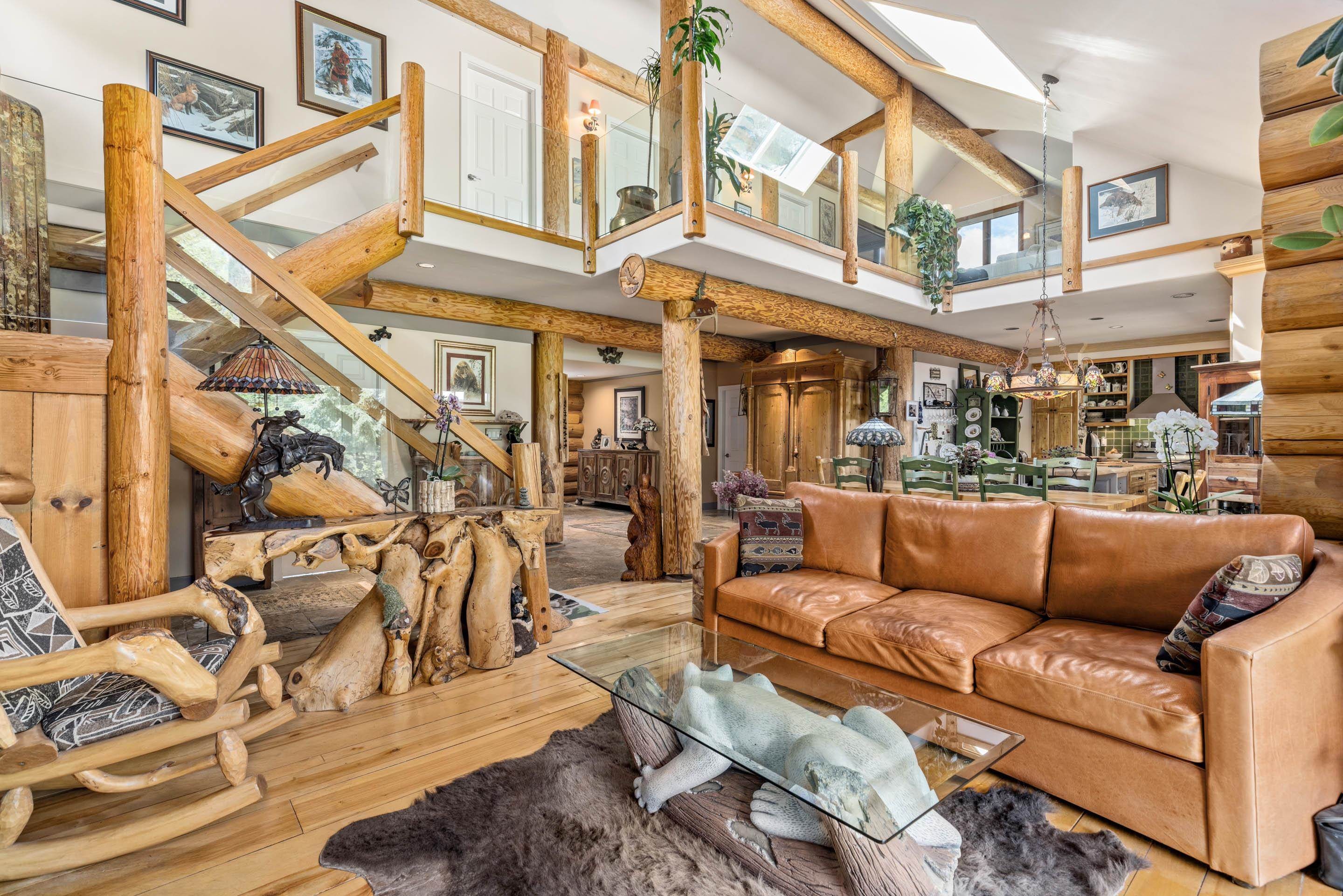 7744 Owl Ridge Road, Mount Currie, BC - Indoor