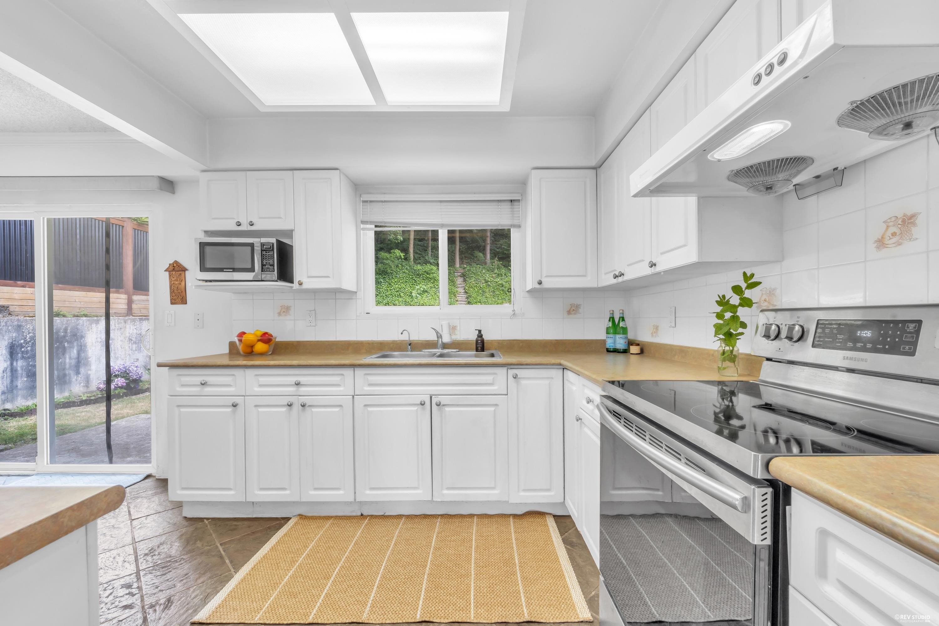 2519 Penshurst Court, Coquitlam, BC