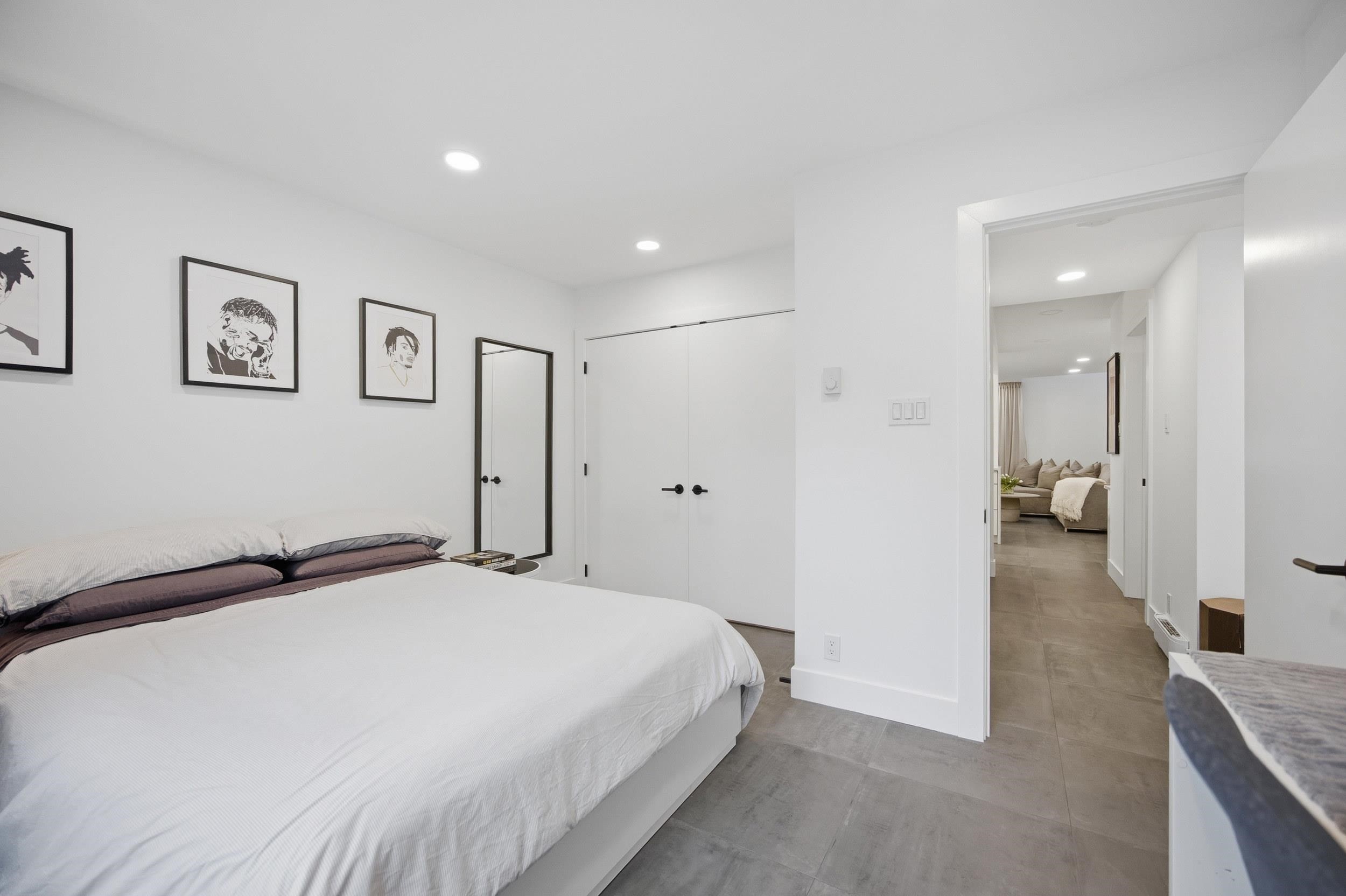 3321 Mountain Highway, North Vancouver, BC