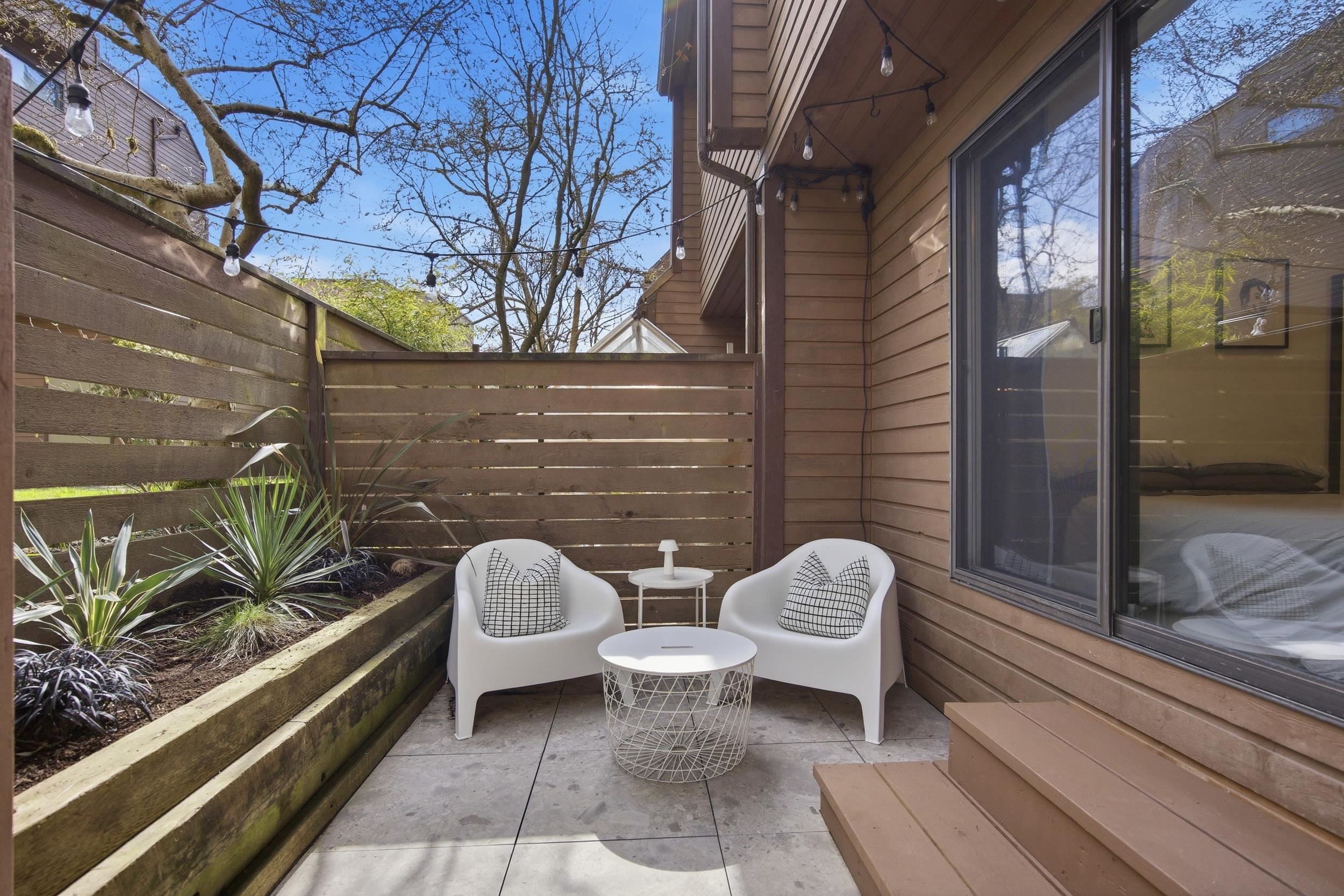 3321 Mountain Highway, North Vancouver, BC