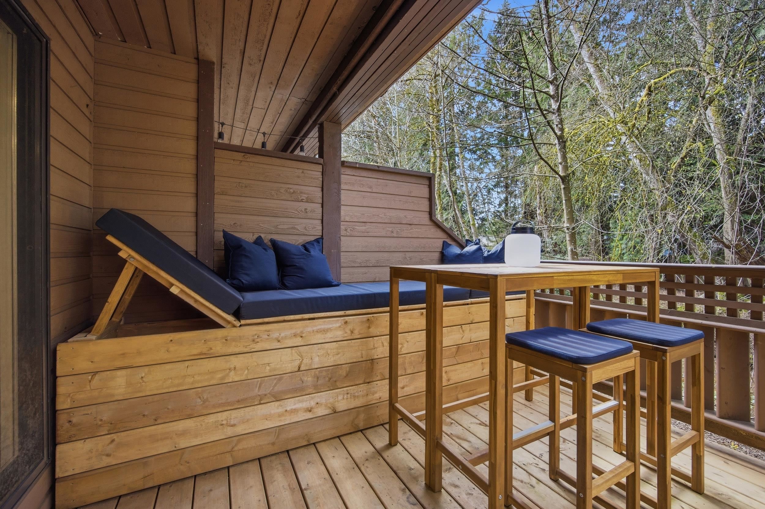 3321 Mountain Highway, North Vancouver, BC