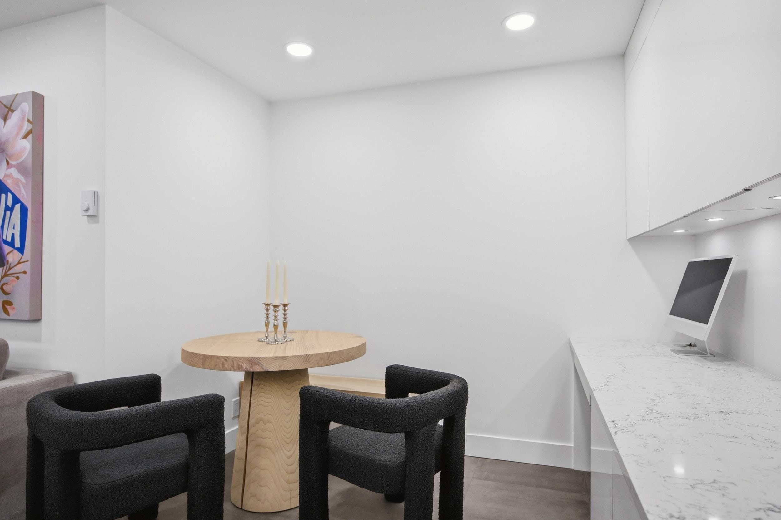 3321 Mountain Highway, North Vancouver, BC