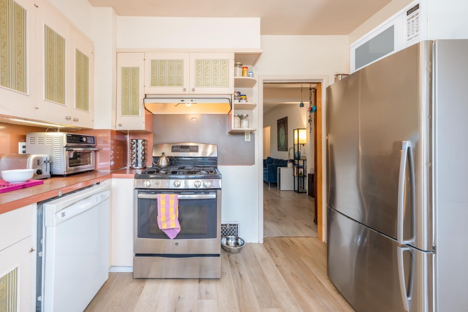 3627 7Th Avenue W, Vancouver, BC