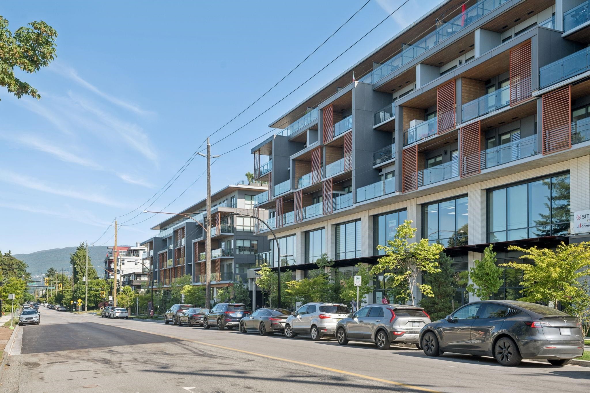 563-422 3Rd Street E, North Vancouver, BC