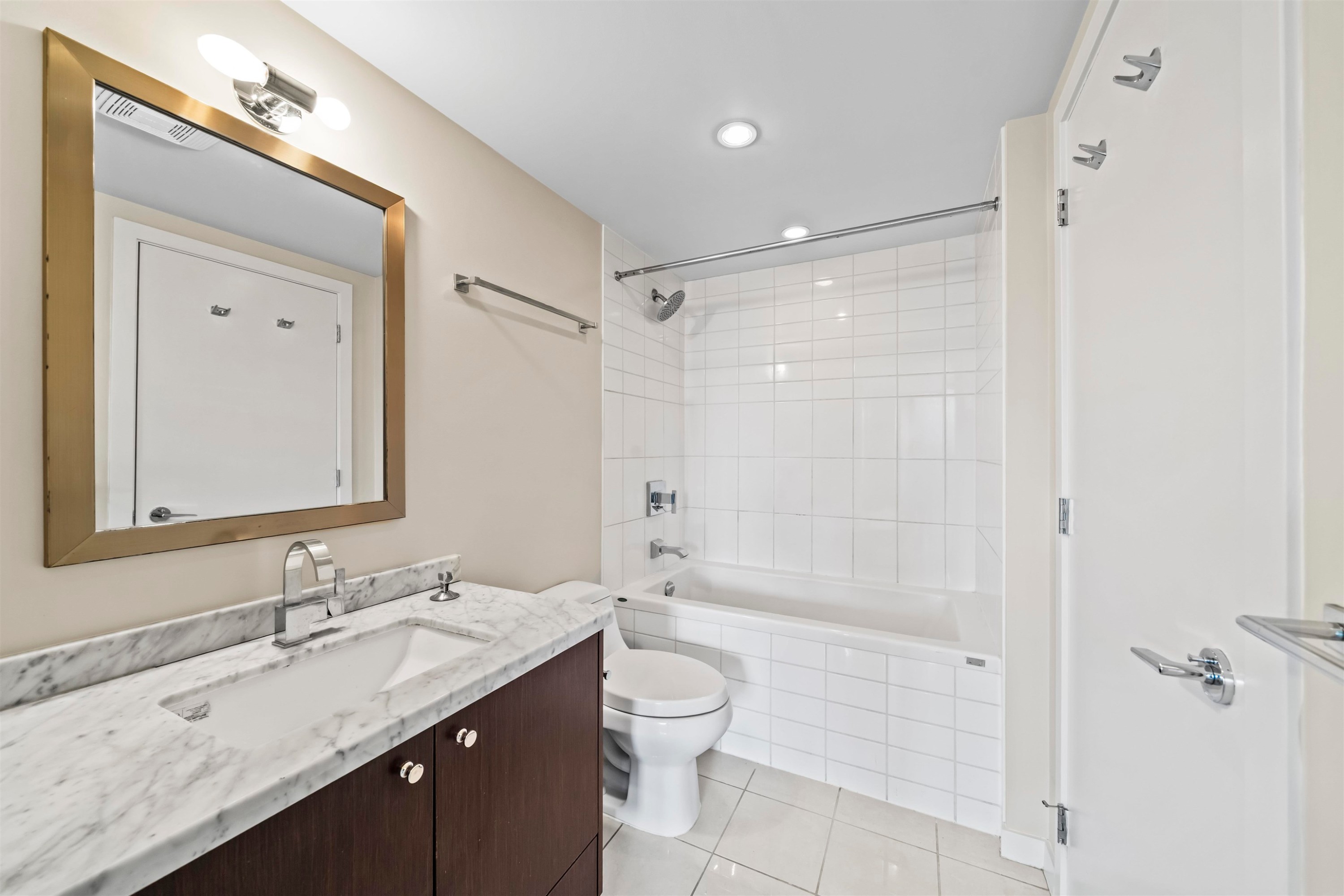 608-2982 Burlington Drive, Coquitlam, BC