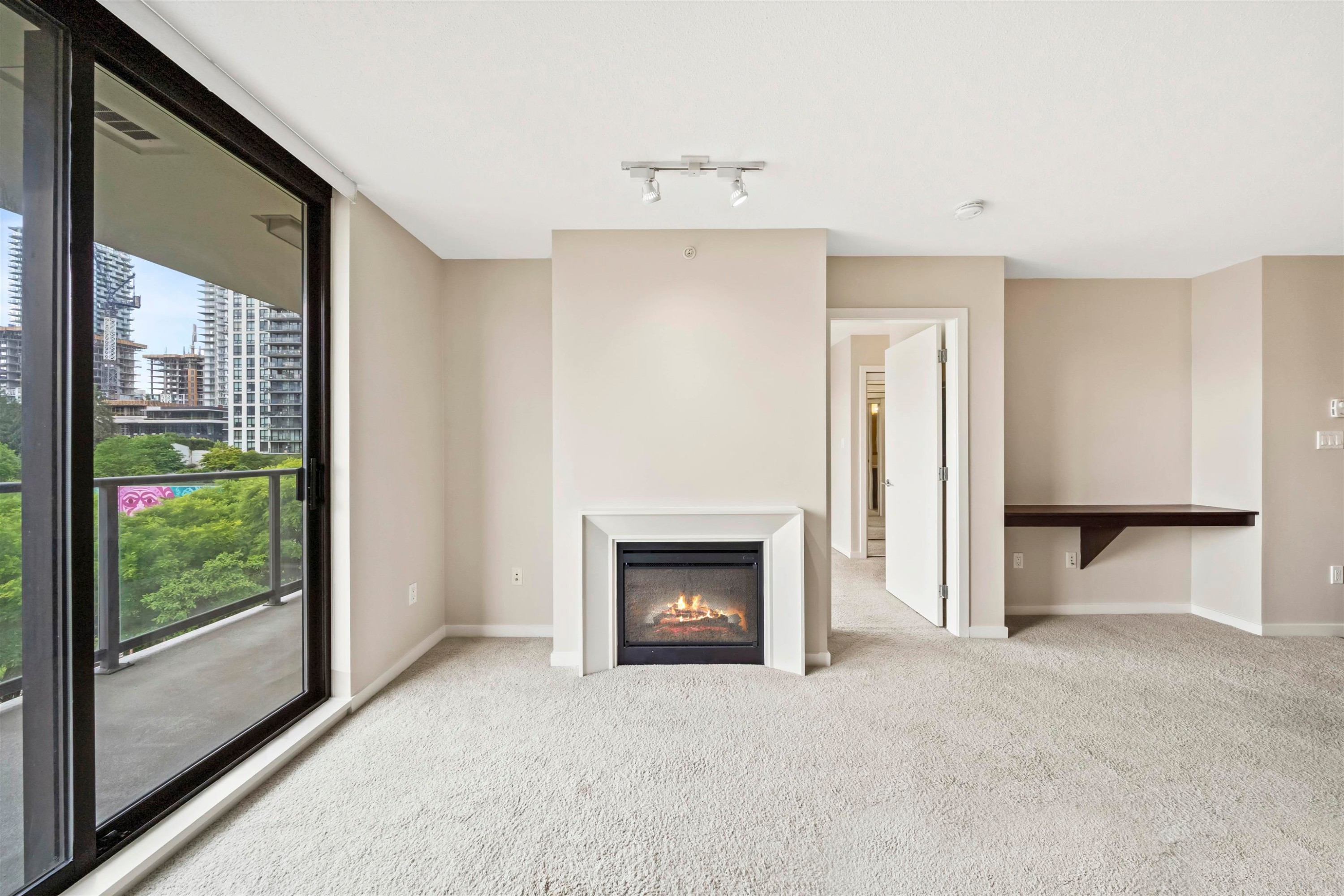 608-2982 Burlington Drive, Coquitlam, BC