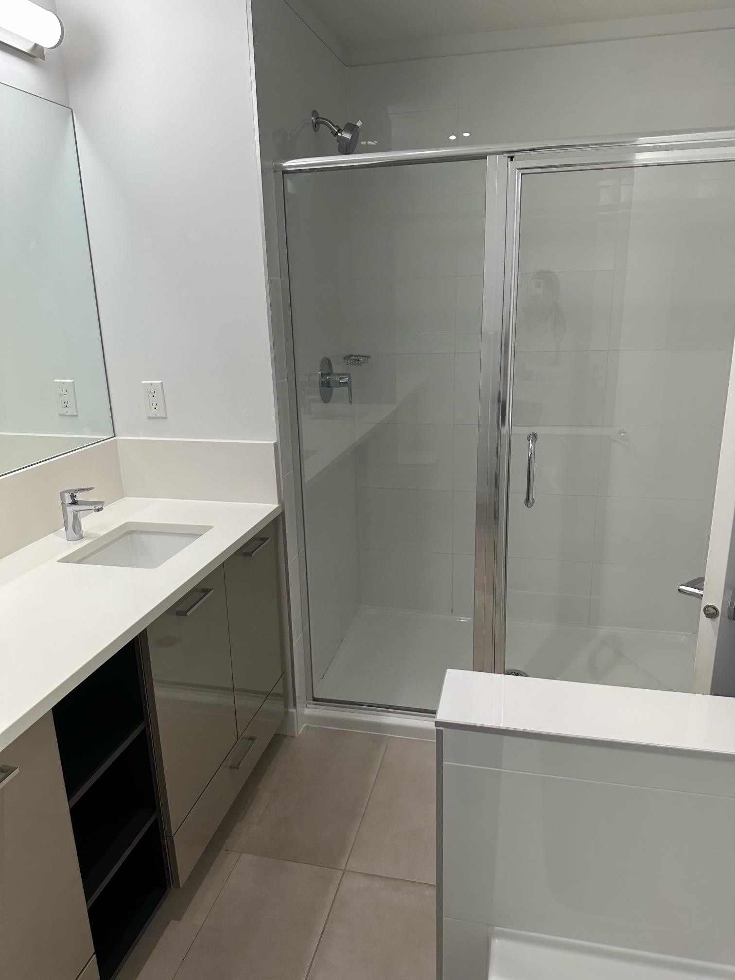 212-3581 Ross Drive, Vancouver, BC