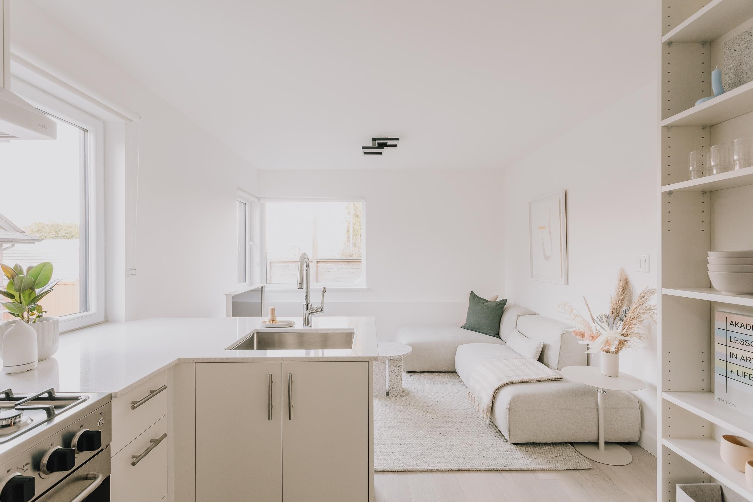 2913 Trinity Street, Vancouver, BC