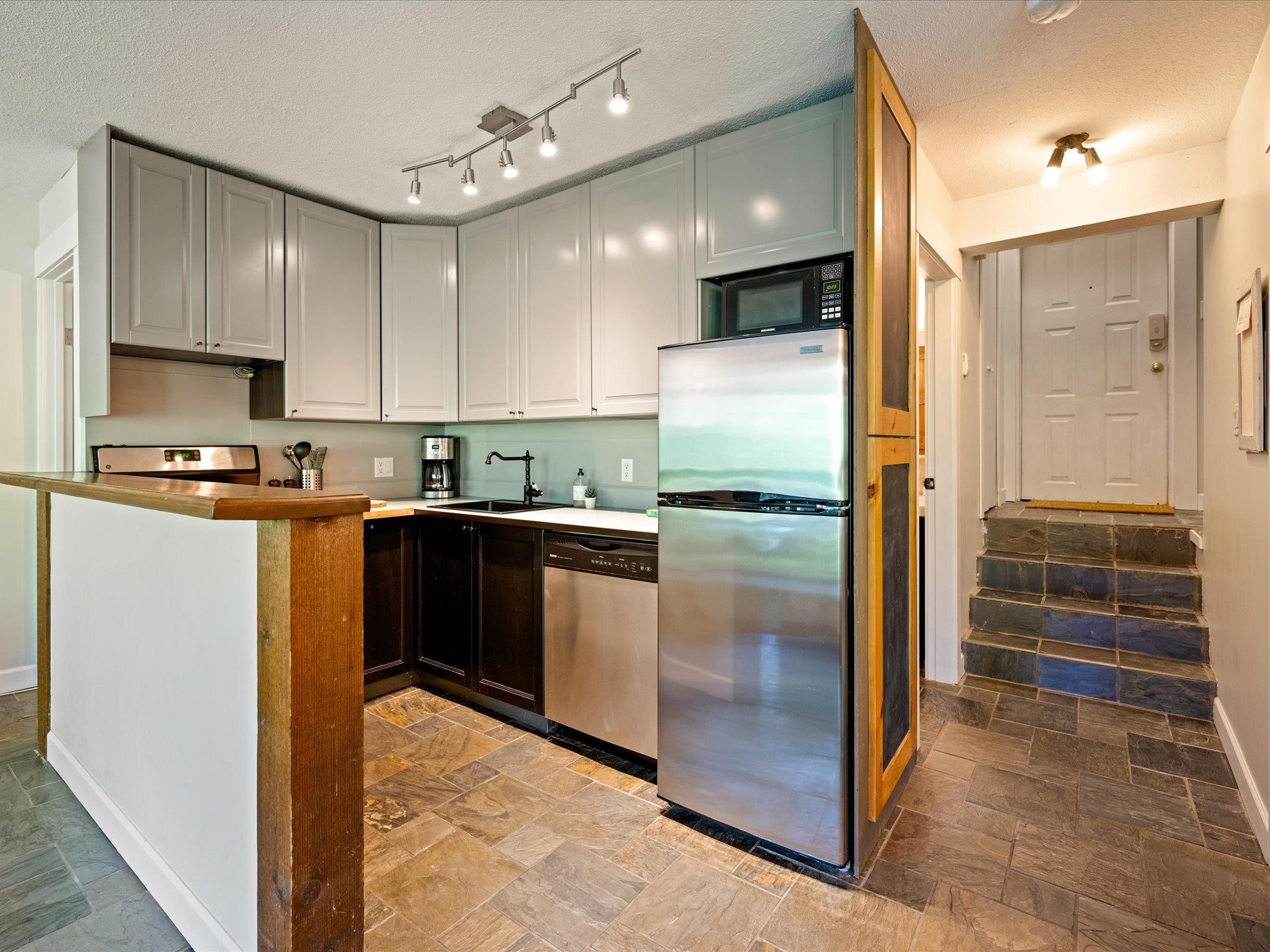 1-2240 Gondola Way, Whistler, BC