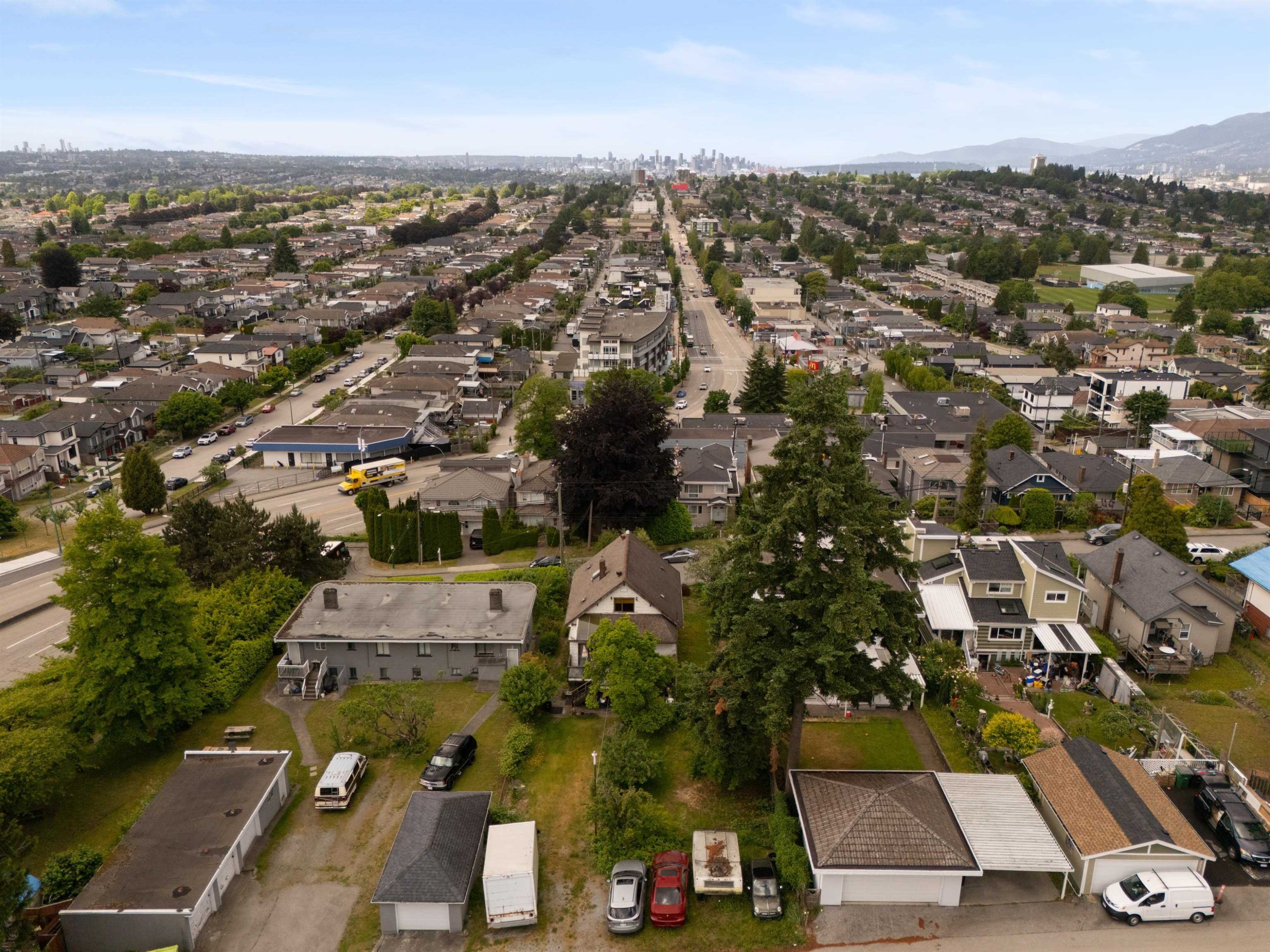 380 Delta Avenue, Burnaby, BC