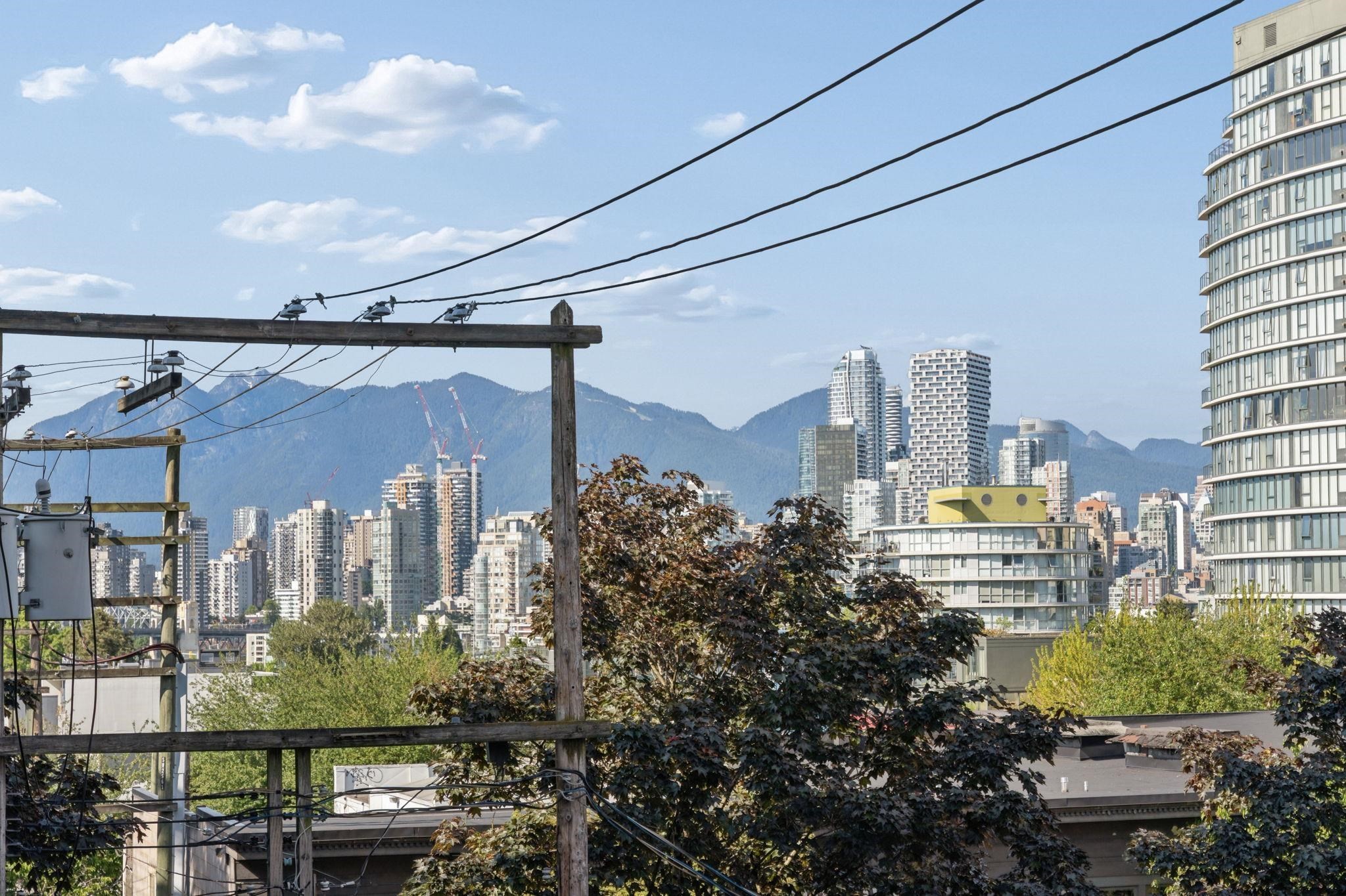 403-1530 8Th Avenue W, Vancouver, BC