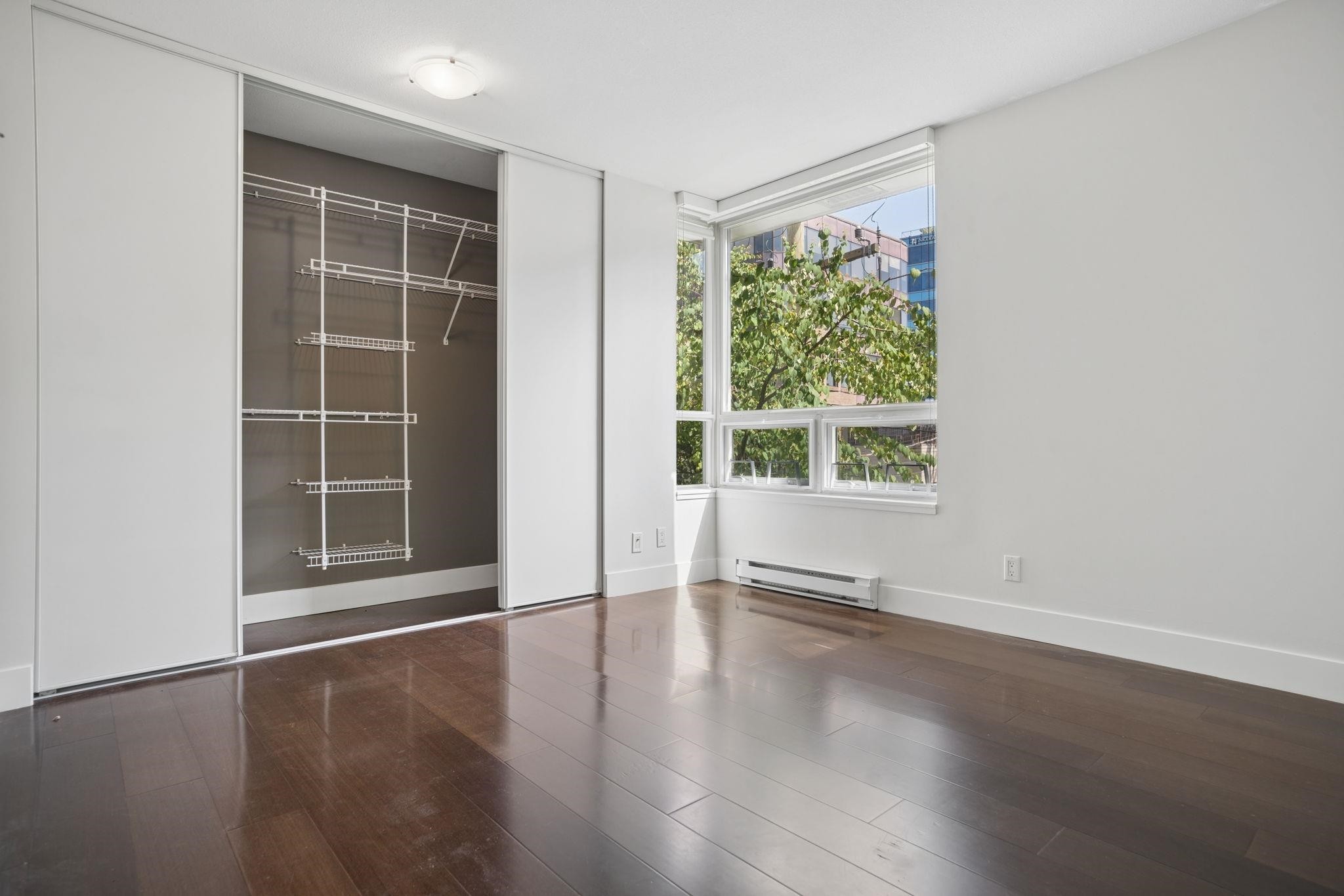 403-1530 8Th Avenue W, Vancouver, BC