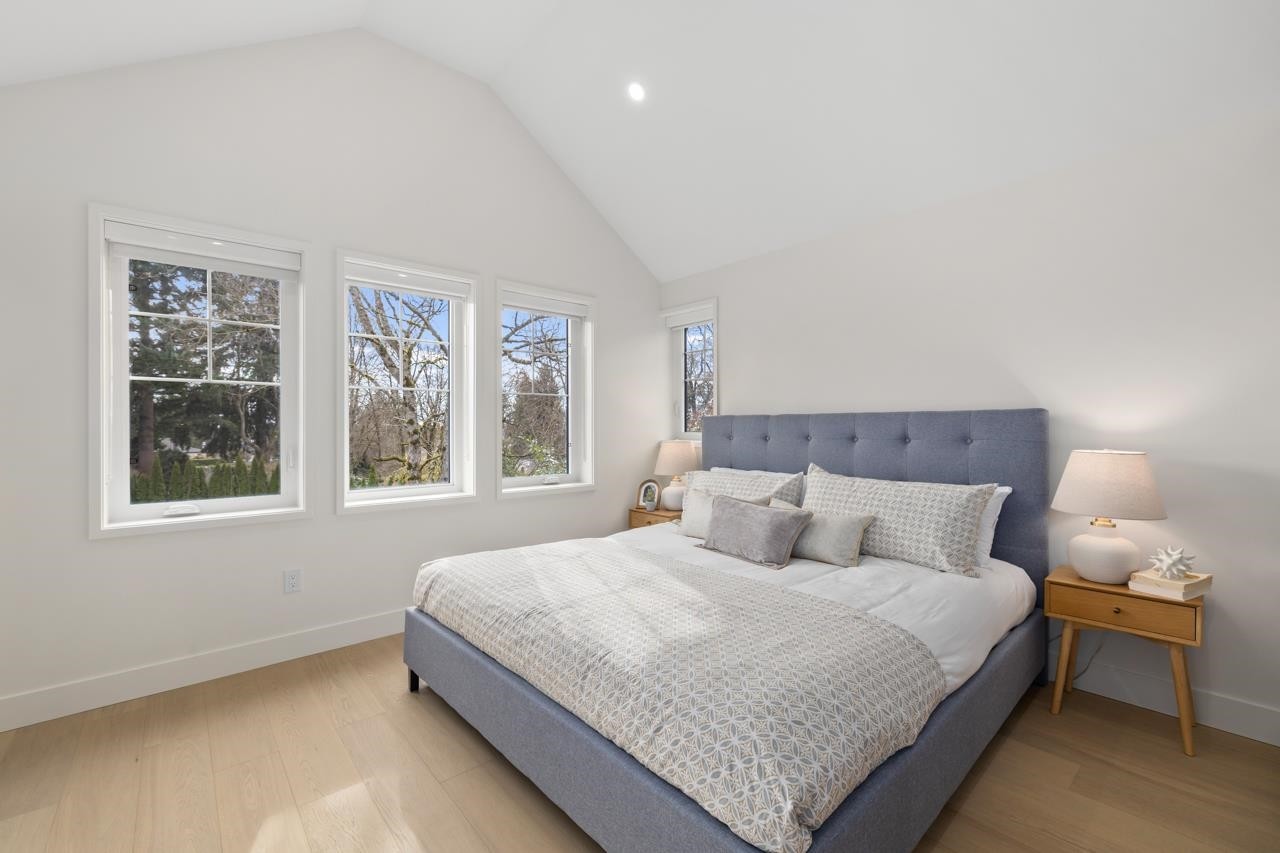 2438 49Th Avenue W, Vancouver, BC