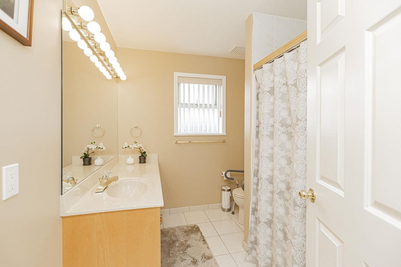 7758 Mcgregor Avenue, Burnaby, BC