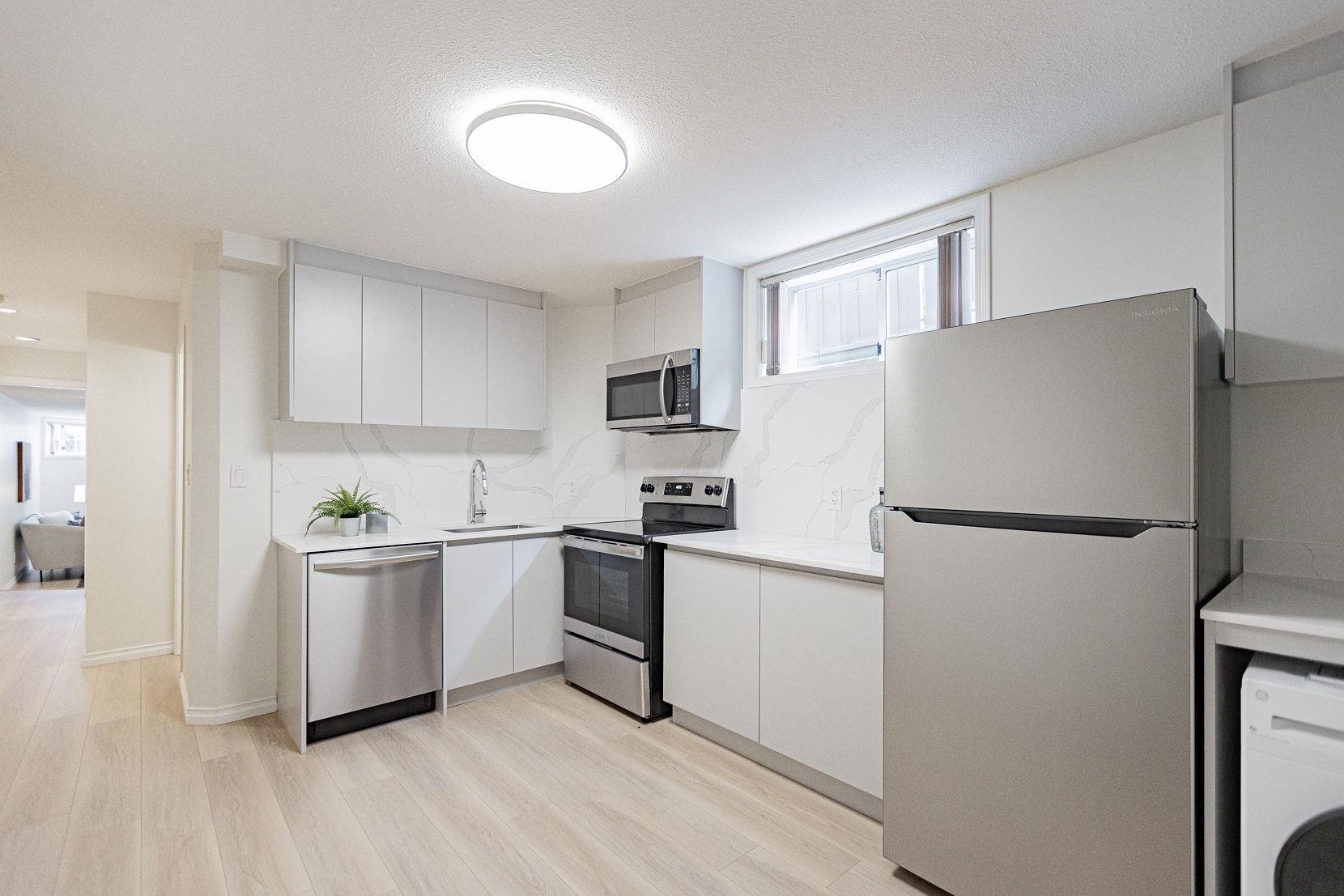 7758 Mcgregor Avenue, Burnaby, BC