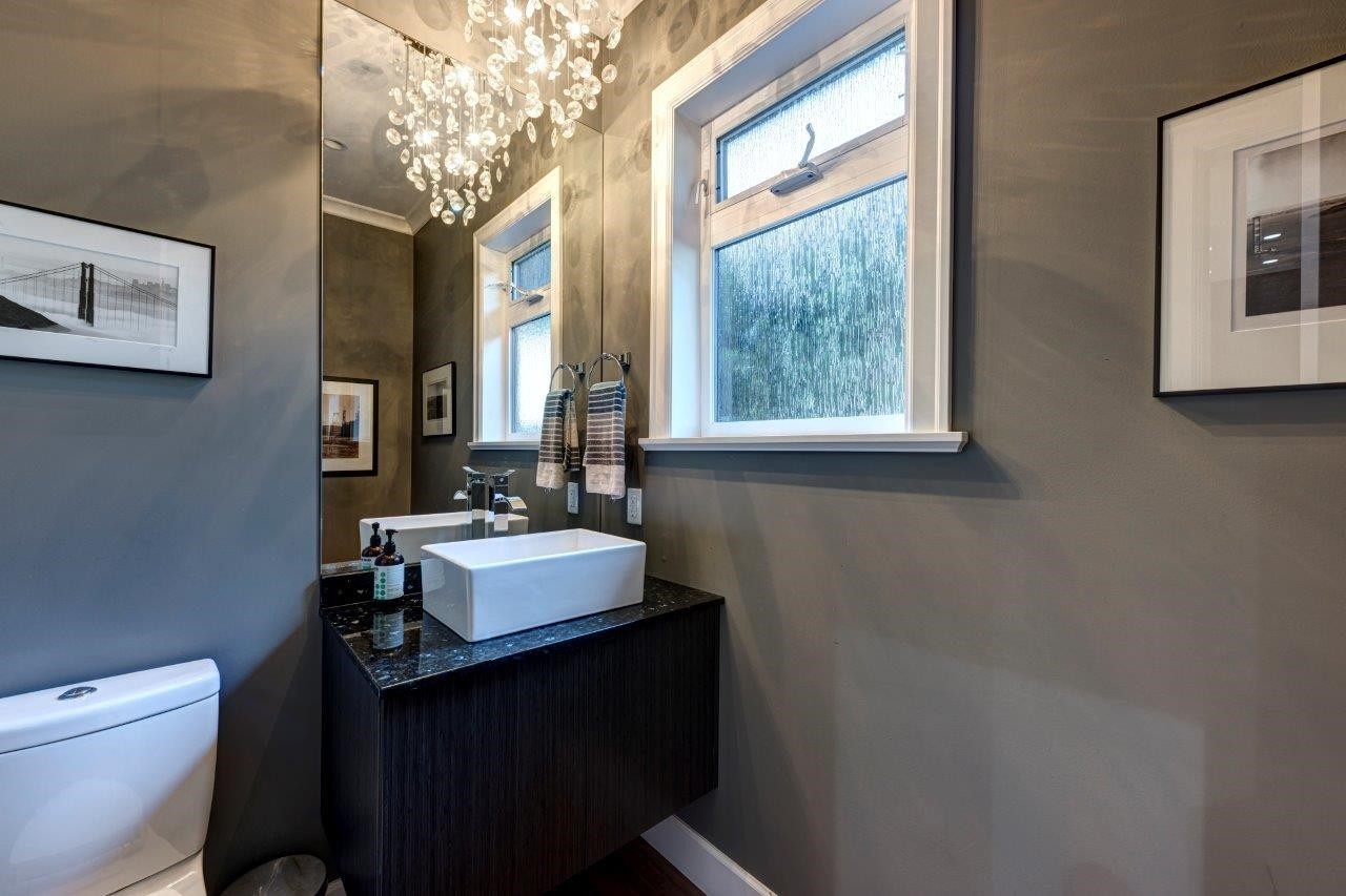 1426 Draycott Road, North Vancouver, BC