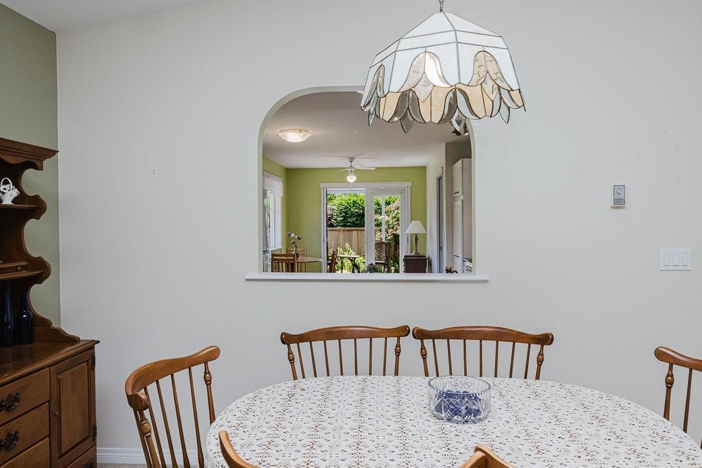 6317 Williams Place, Sechelt, BC