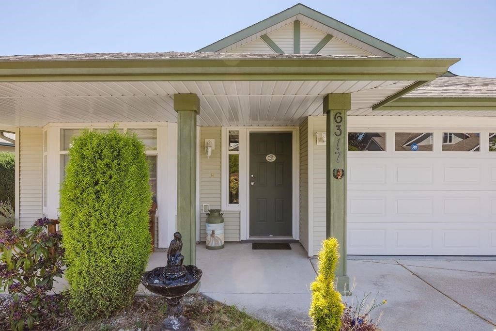 6317 Williams Place, Sechelt, BC