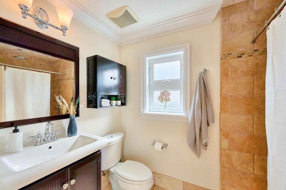 3081 Georgia Street E, Vancouver, BC