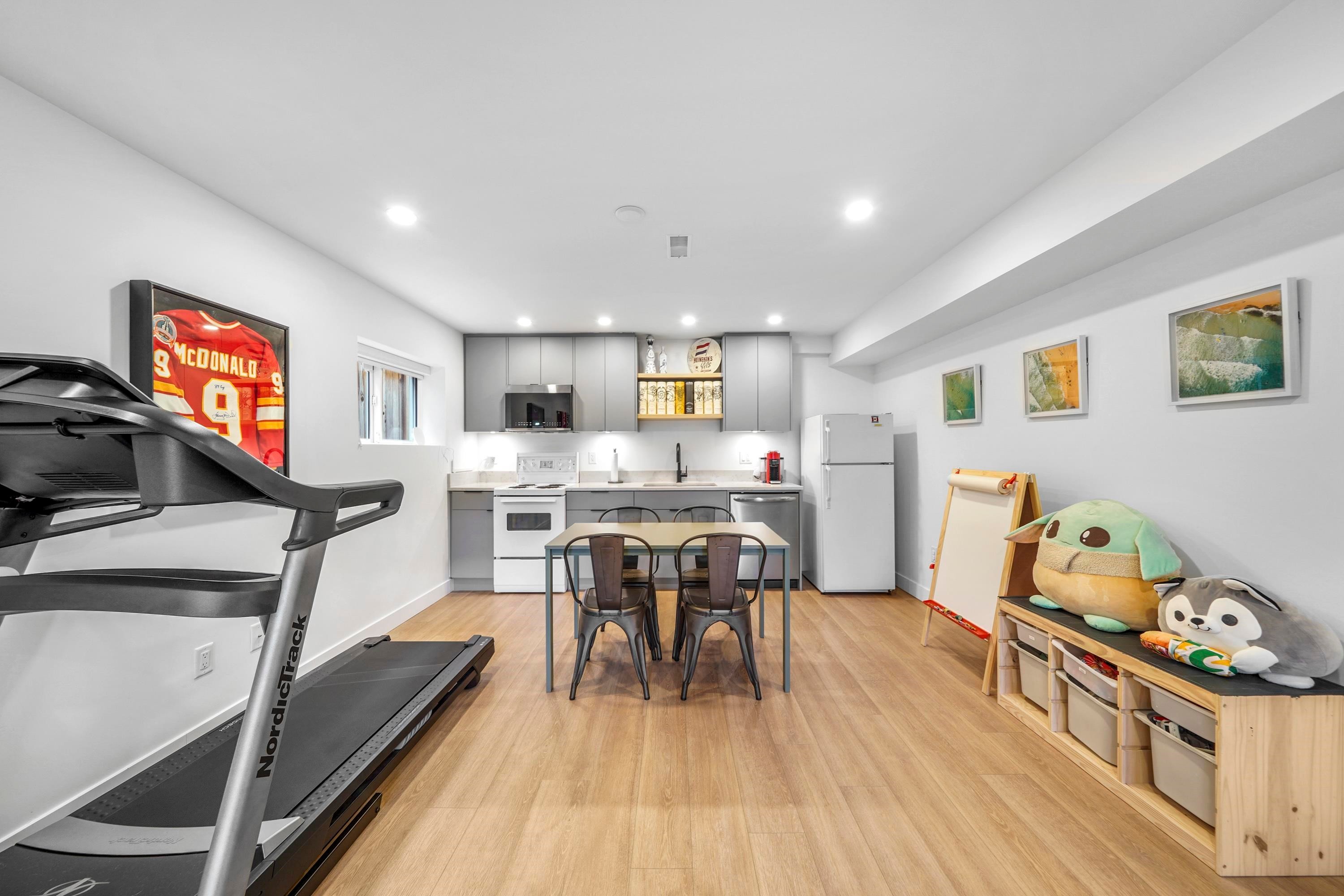 4921 Chester Street, Vancouver, BC