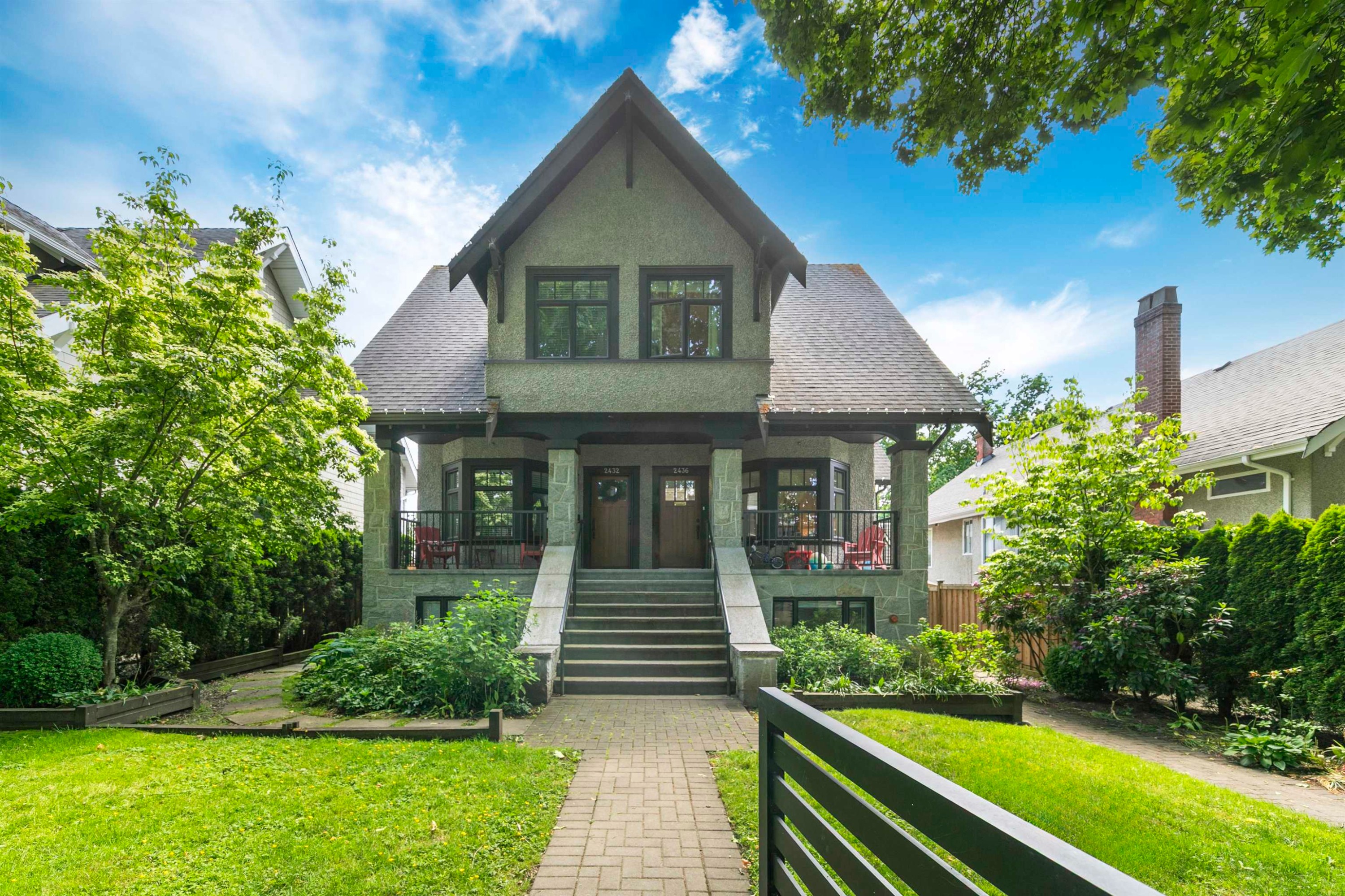 2436 8Th Avenue W, Vancouver, BC