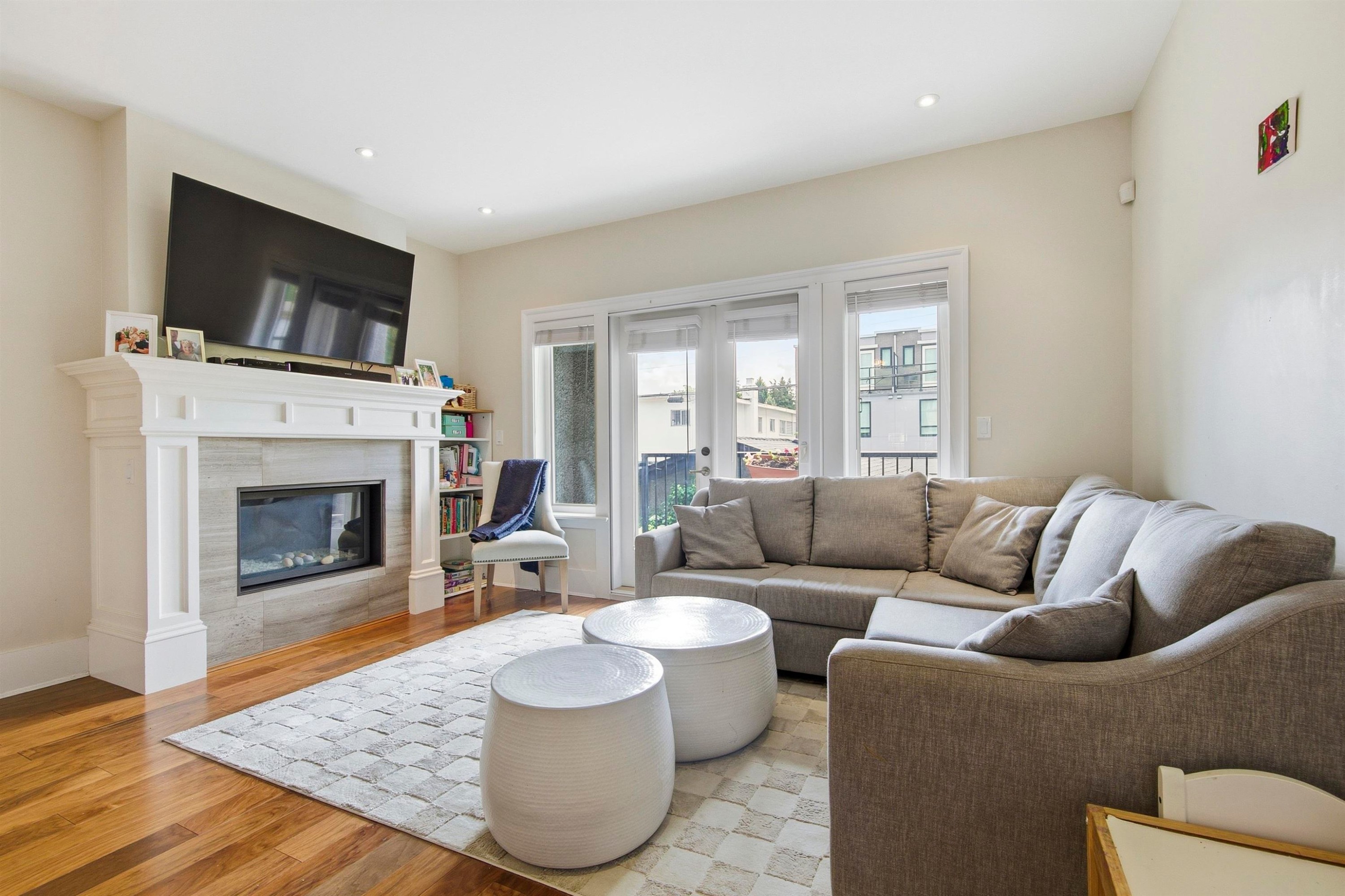 2436 8Th Avenue W, Vancouver, BC