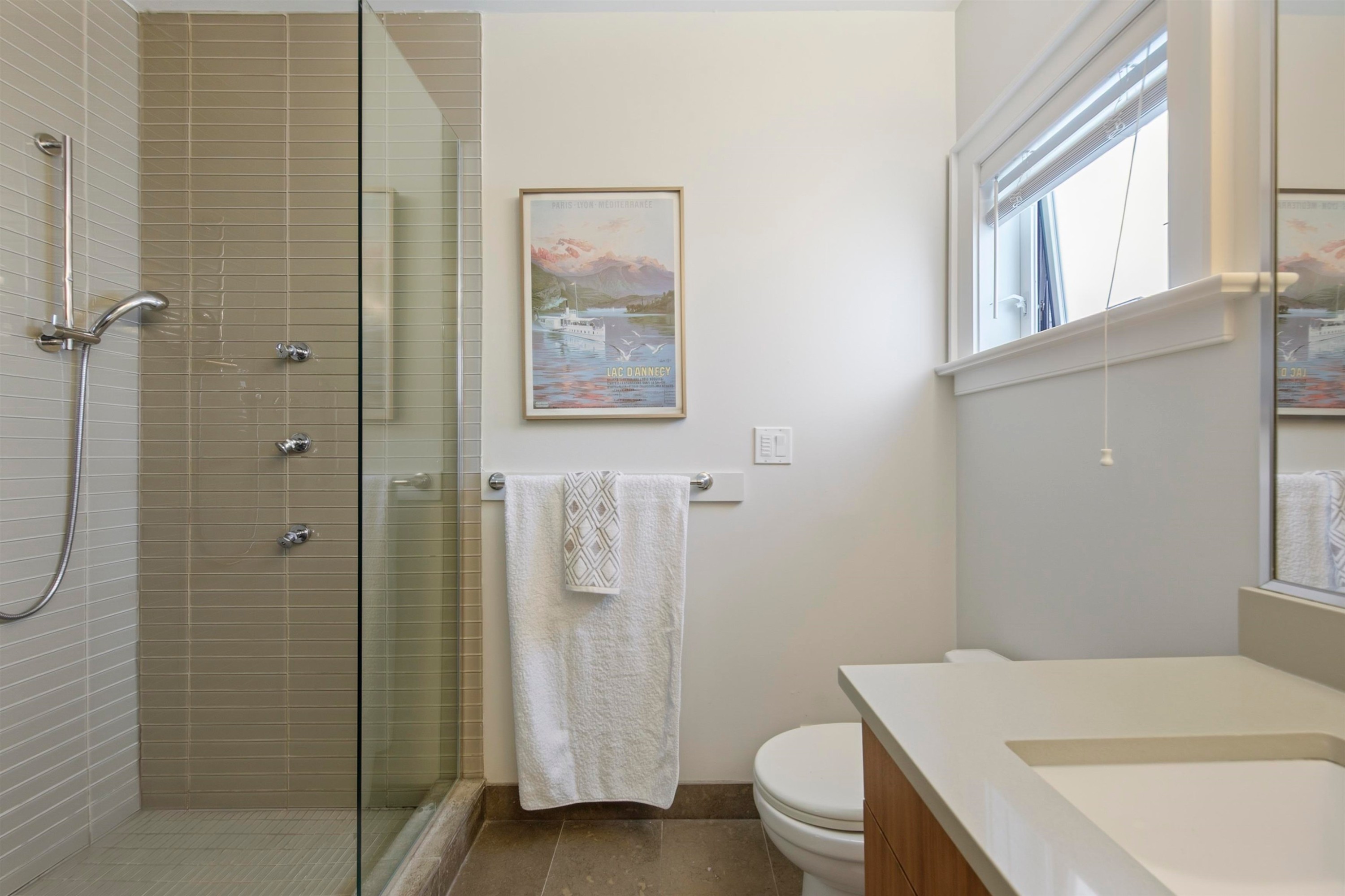 2436 8Th Avenue W, Vancouver, BC