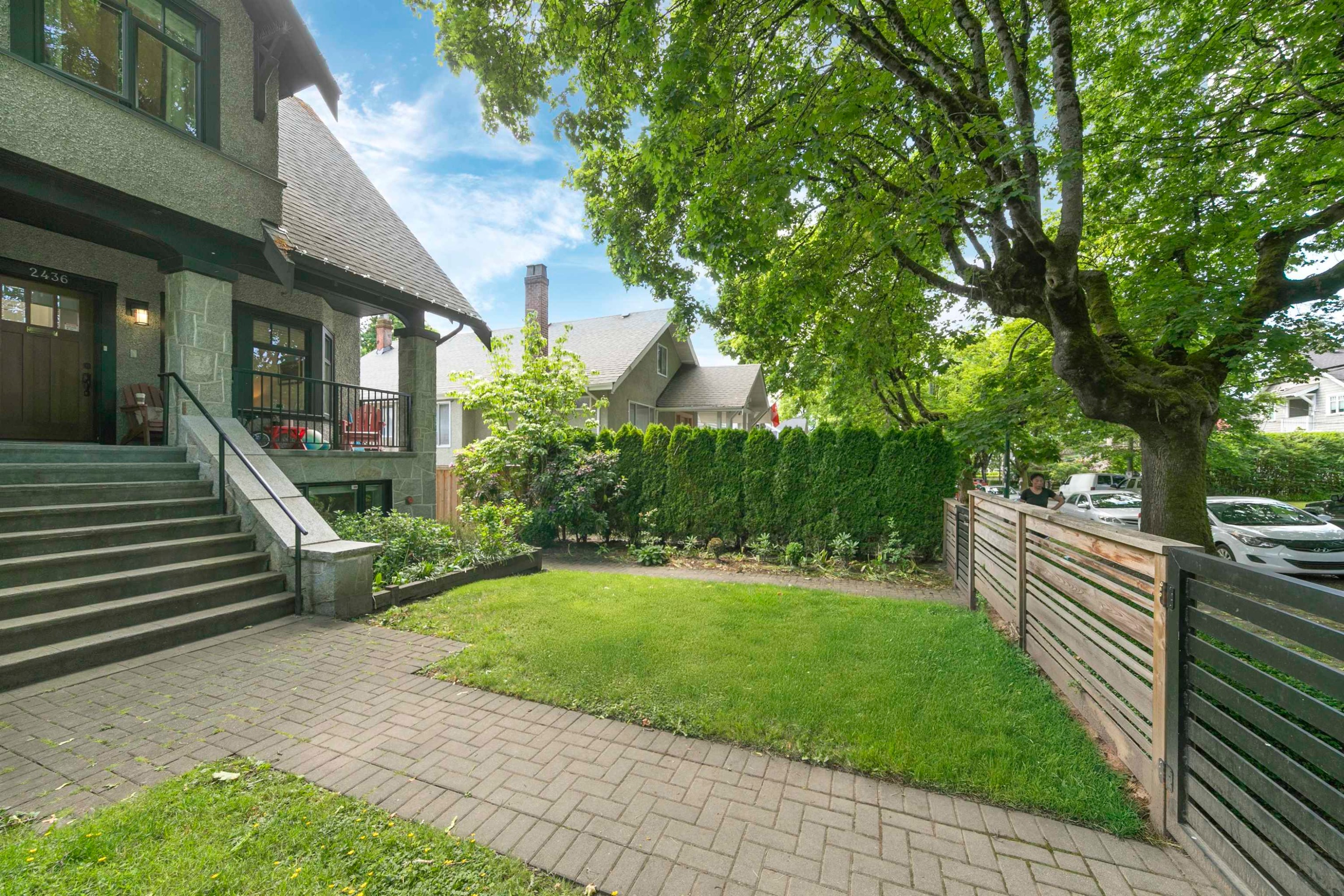 2436 8Th Avenue W, Vancouver, BC