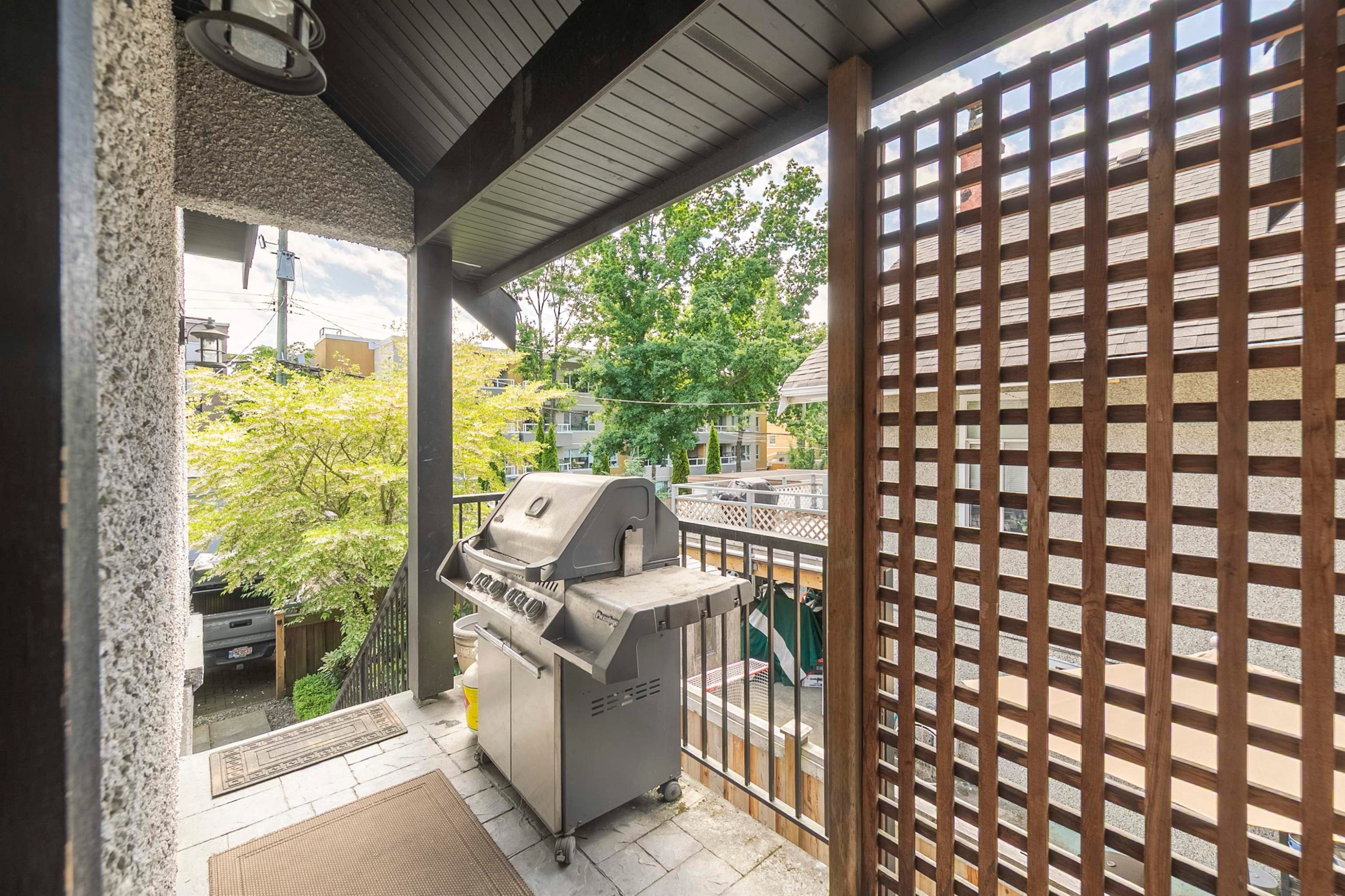 2436 8Th Avenue W, Vancouver, BC