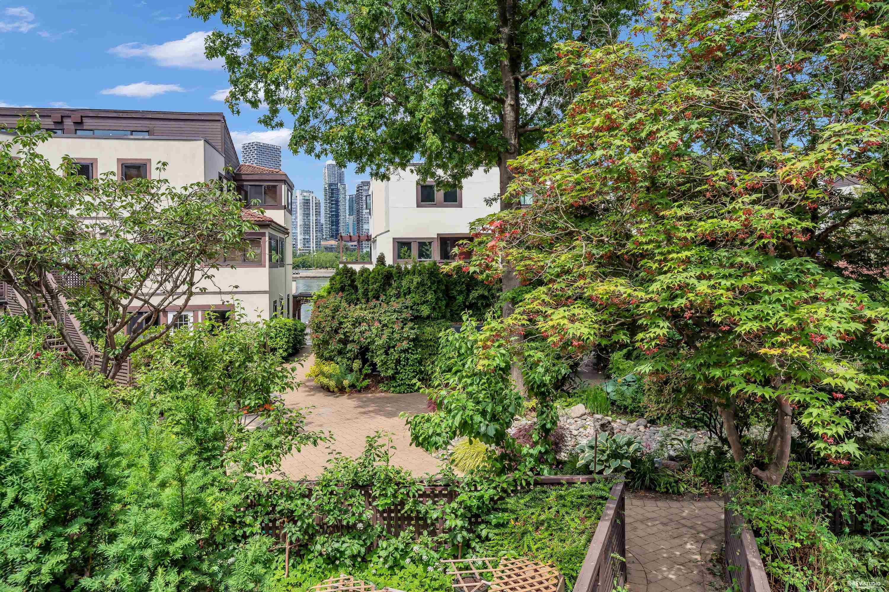 1185 Forge Walk, Vancouver, BC