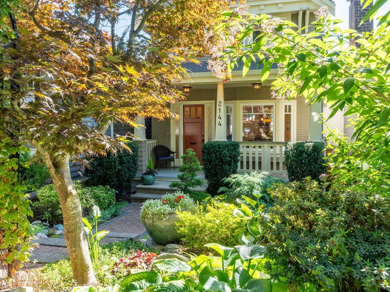 2144 4Th Avenue E, Vancouver, BC