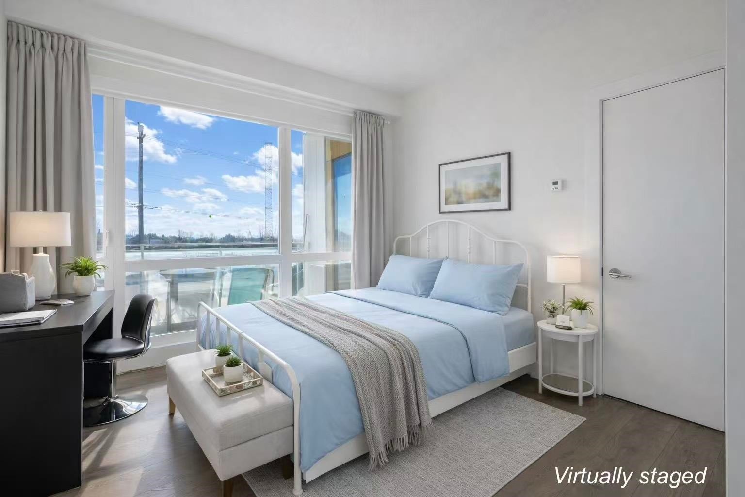 305-8580 River District Crossing, Vancouver, BC