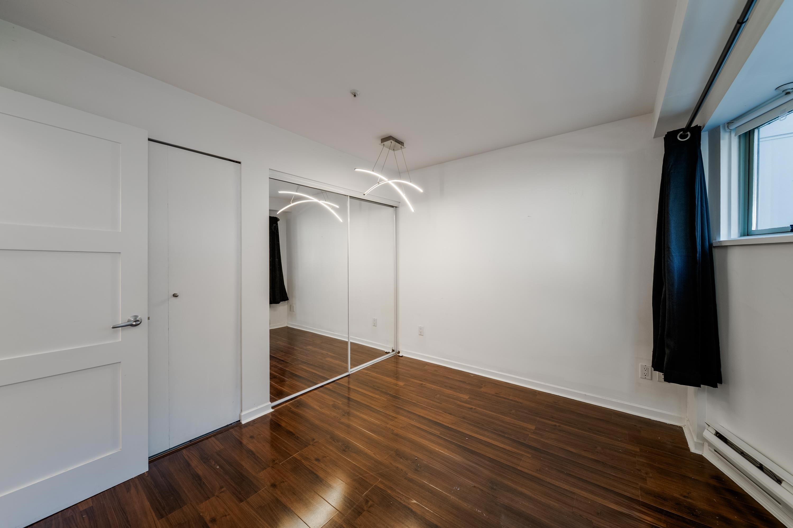202-3673 11Th Avenue W, Vancouver, BC