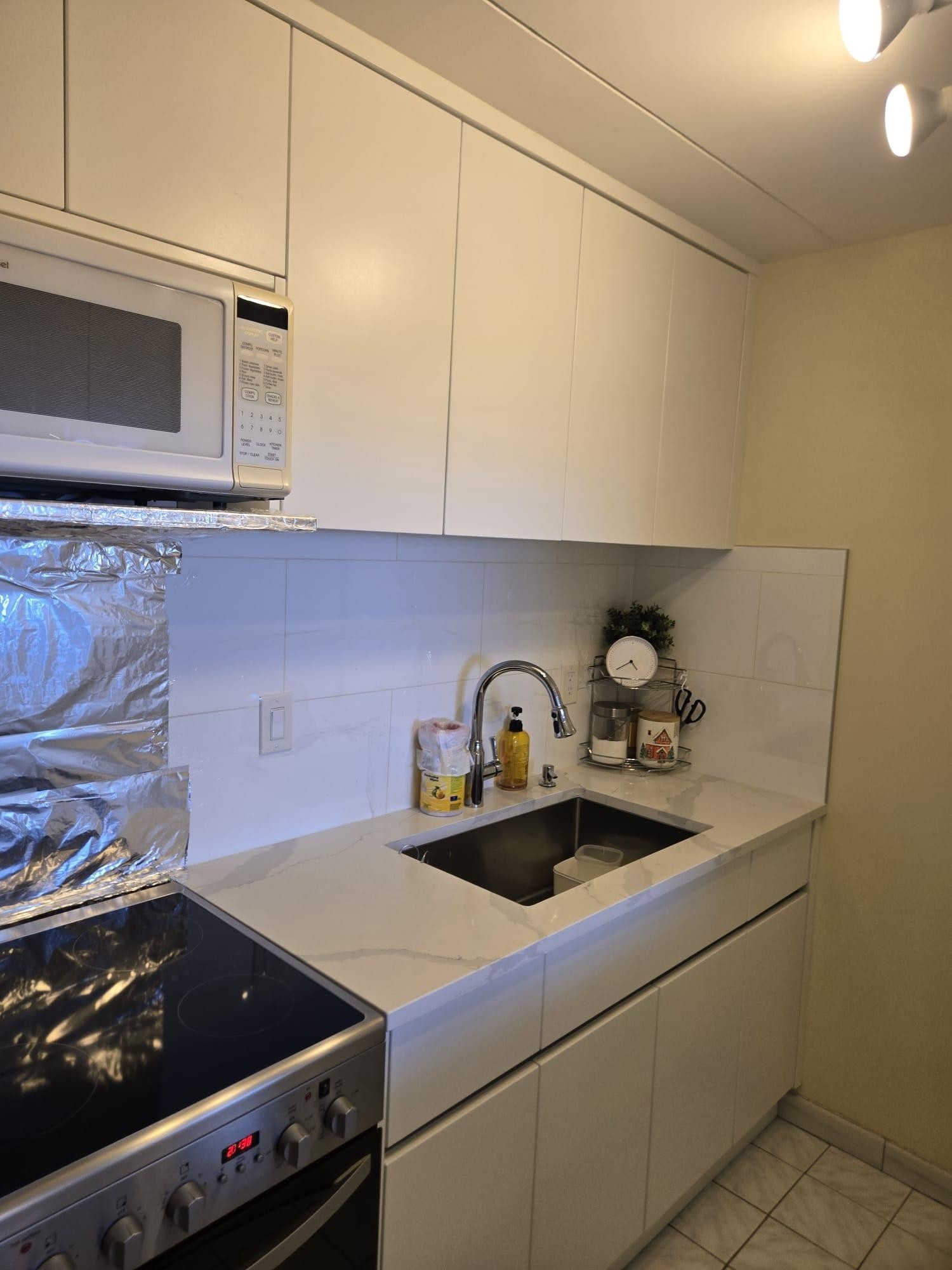 1306-6651 Minoru Boulevard, Richmond, BC