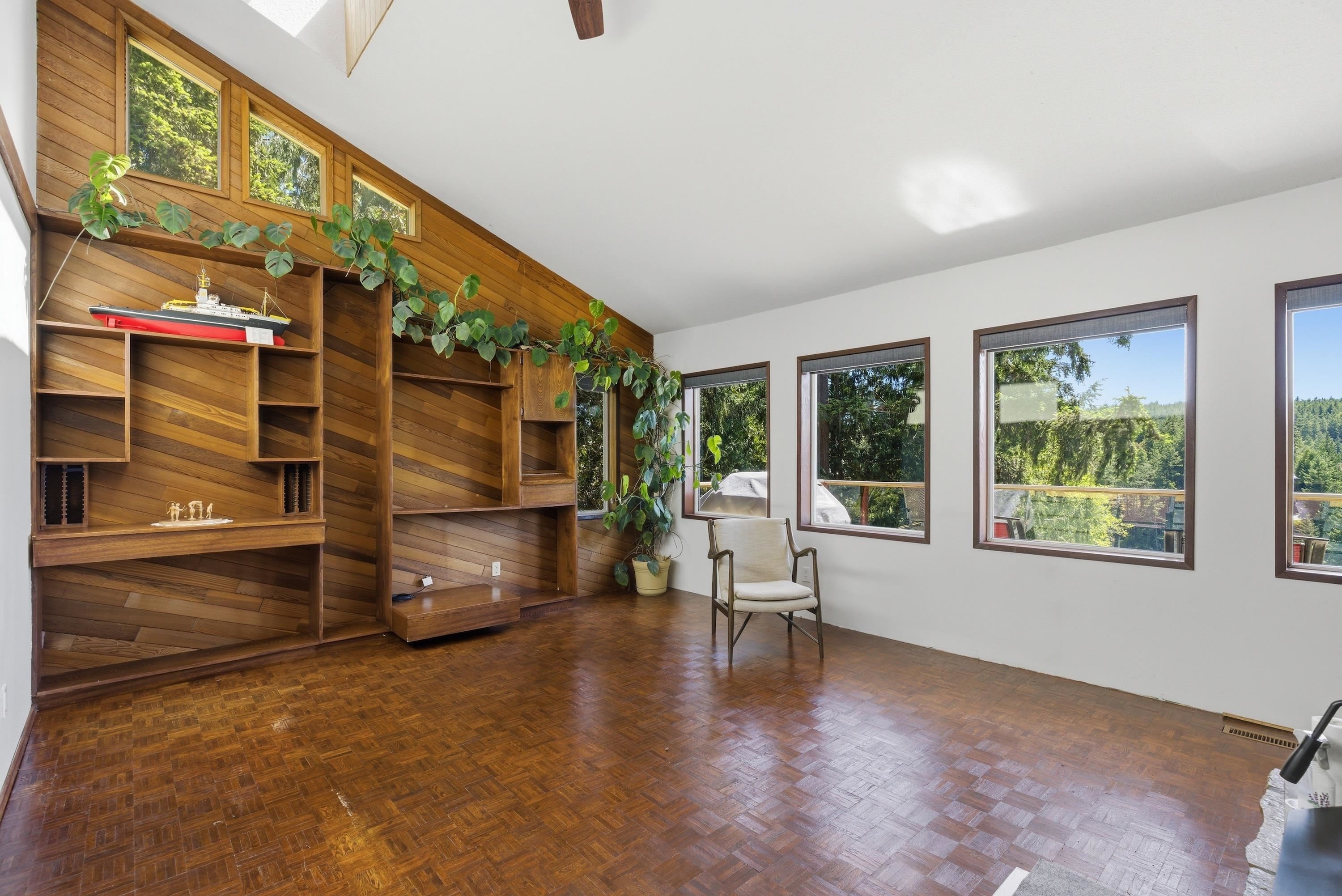 10085 Buccaneer Road, Halfmoon Bay, BC