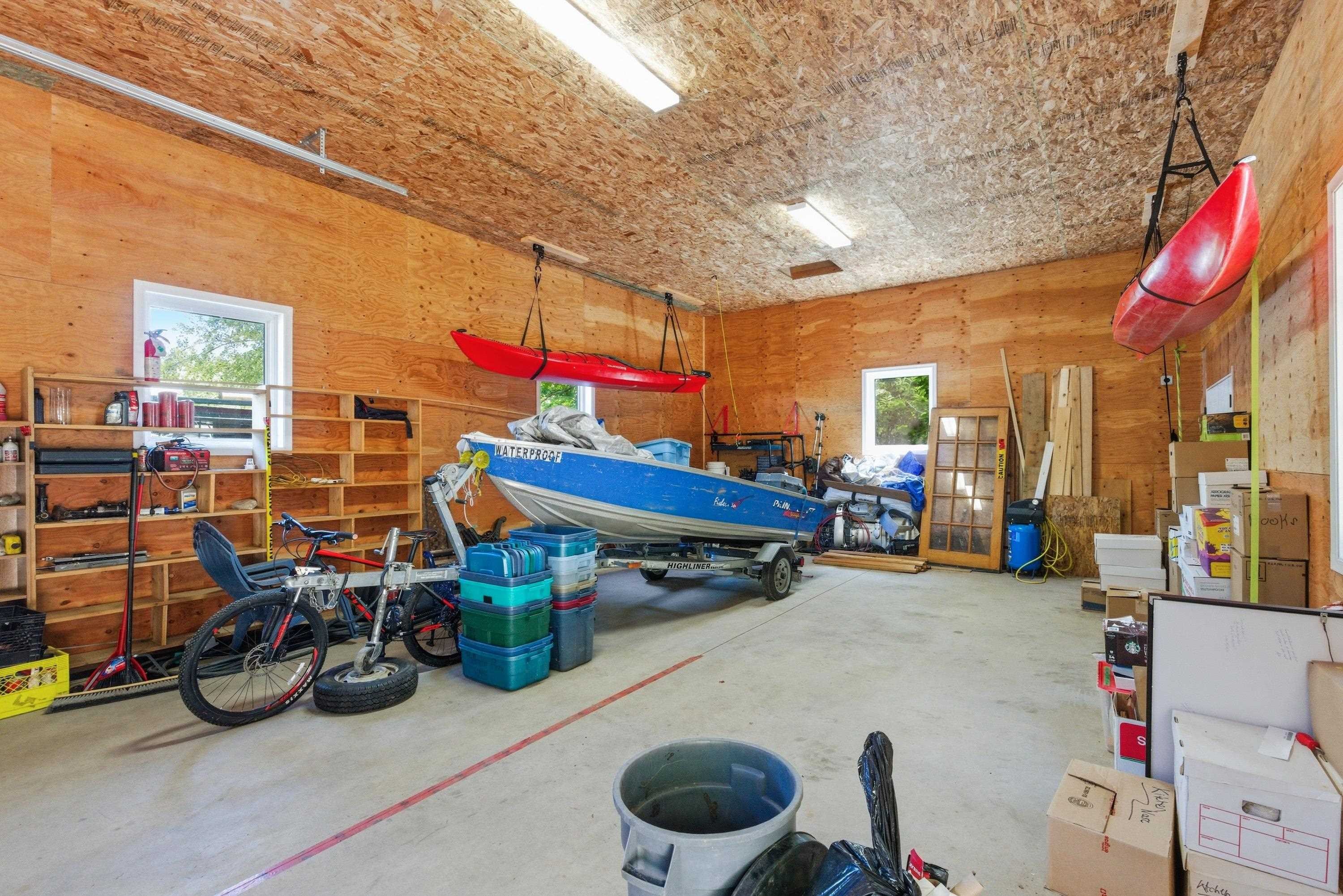 10085 Buccaneer Road, Halfmoon Bay, BC