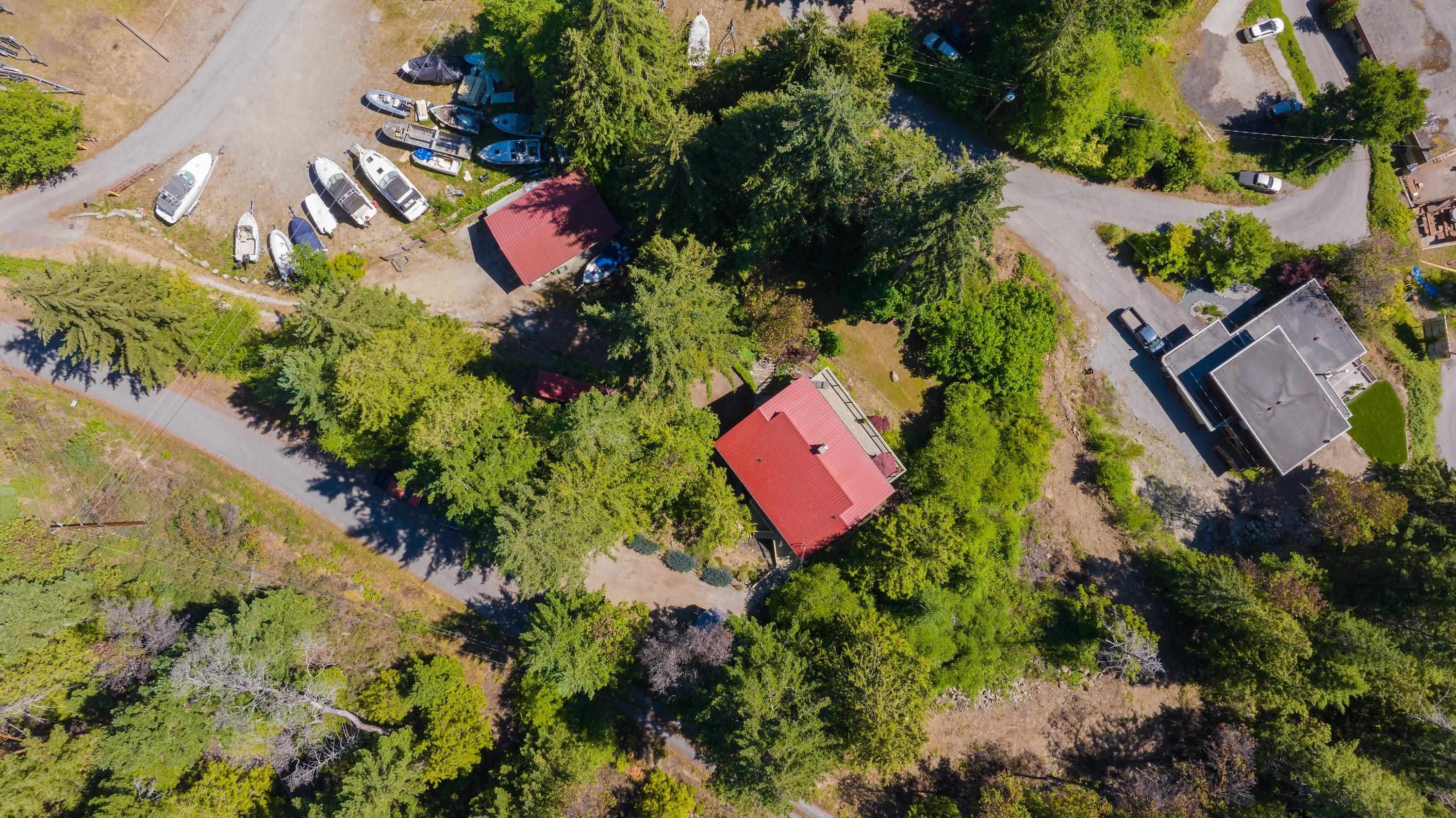 10085 Buccaneer Road, Halfmoon Bay, BC