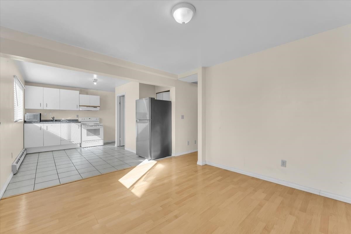 7266 17Th Avenue, Burnaby, BC