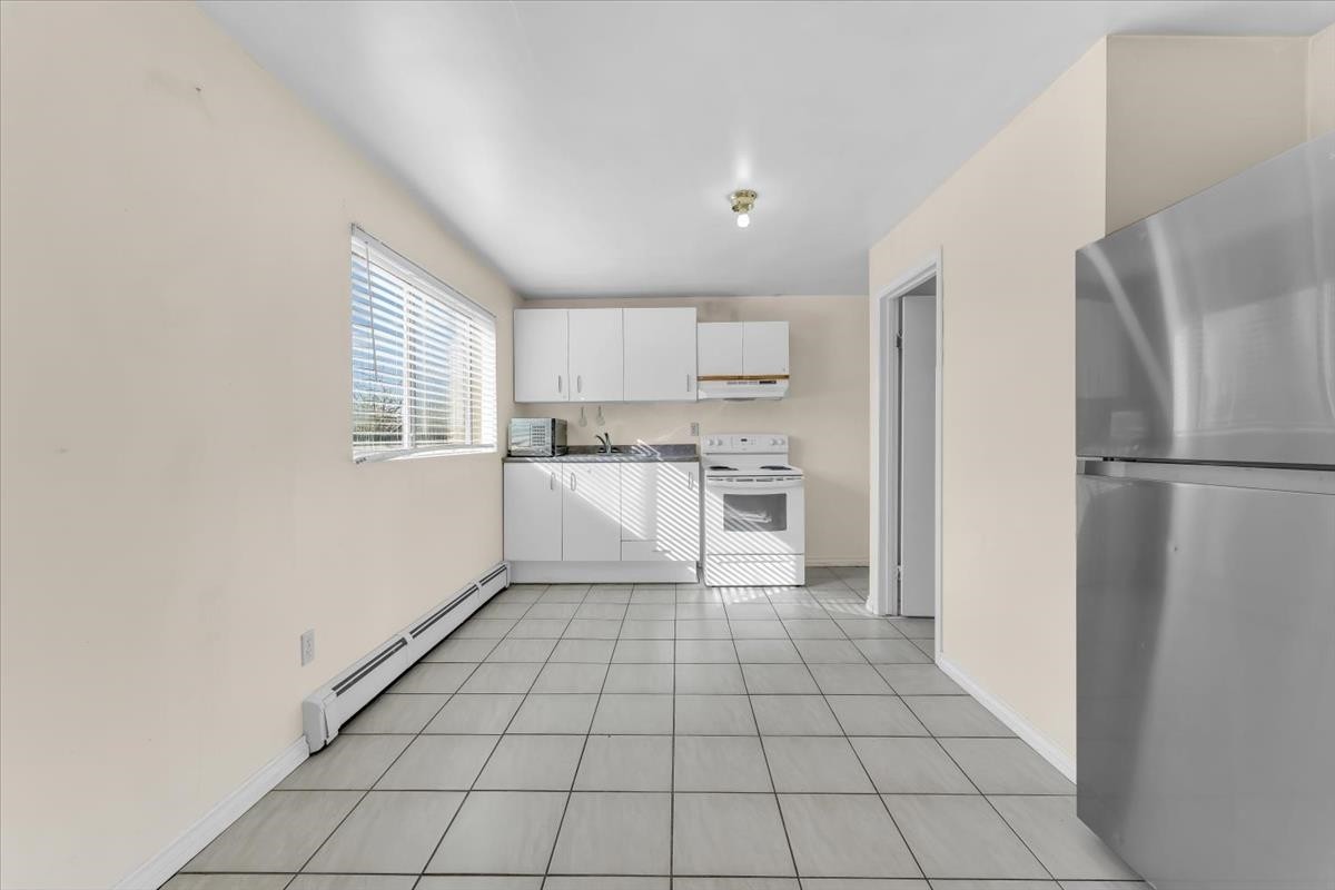 7266 17Th Avenue, Burnaby, BC
