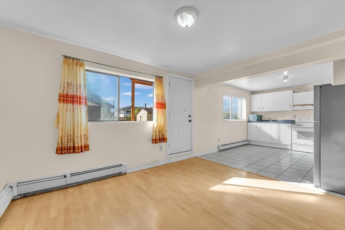 7266 17Th Avenue, Burnaby, BC