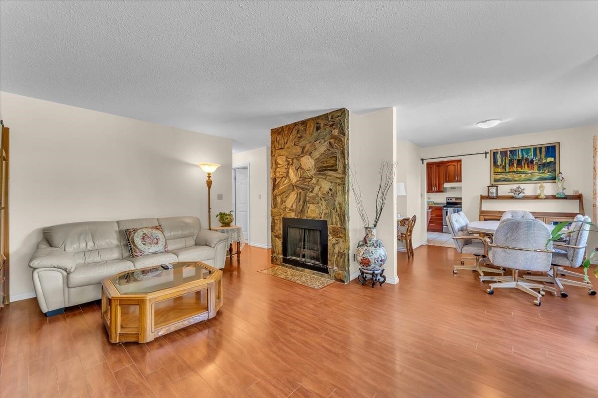 7266 17Th Avenue, Burnaby, BC