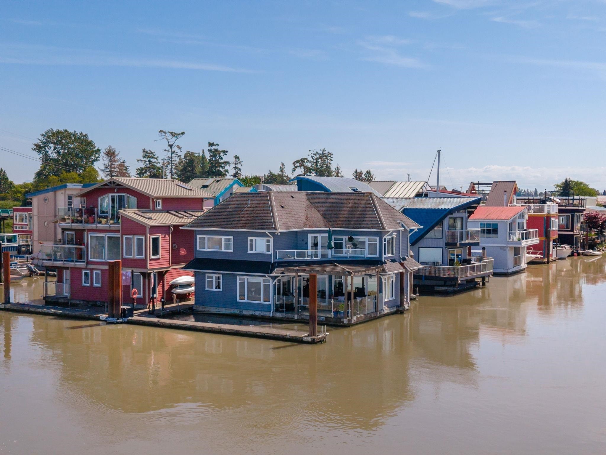 9-3473 W River Road, Delta, BC