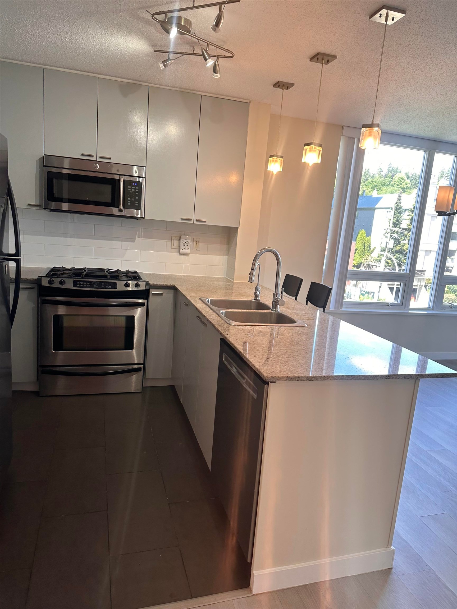 601-39 Sixth Street, New Westminster, BC