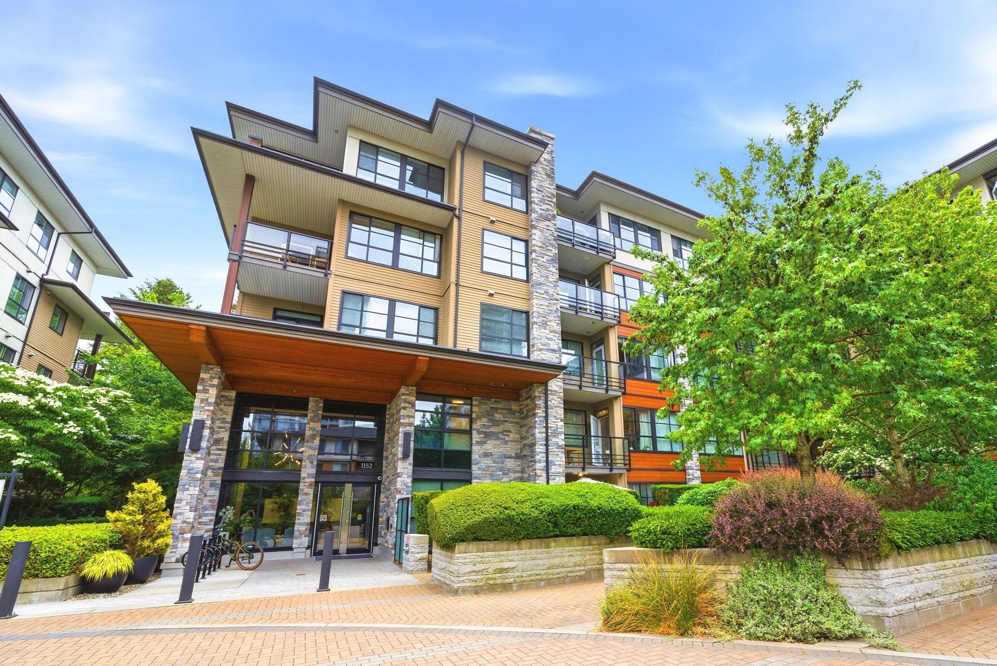 512-1152 Windsor Mews, Coquitlam, BC