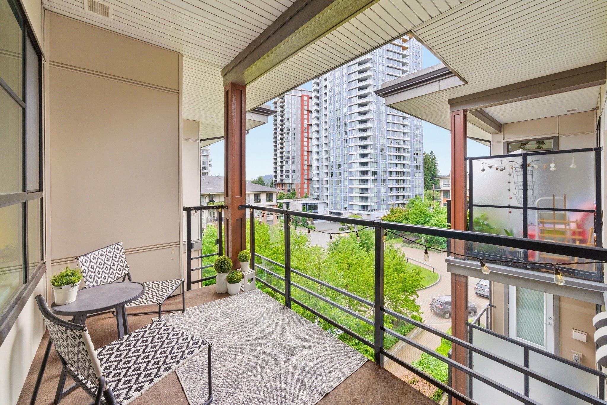 512-1152 Windsor Mews, Coquitlam, BC